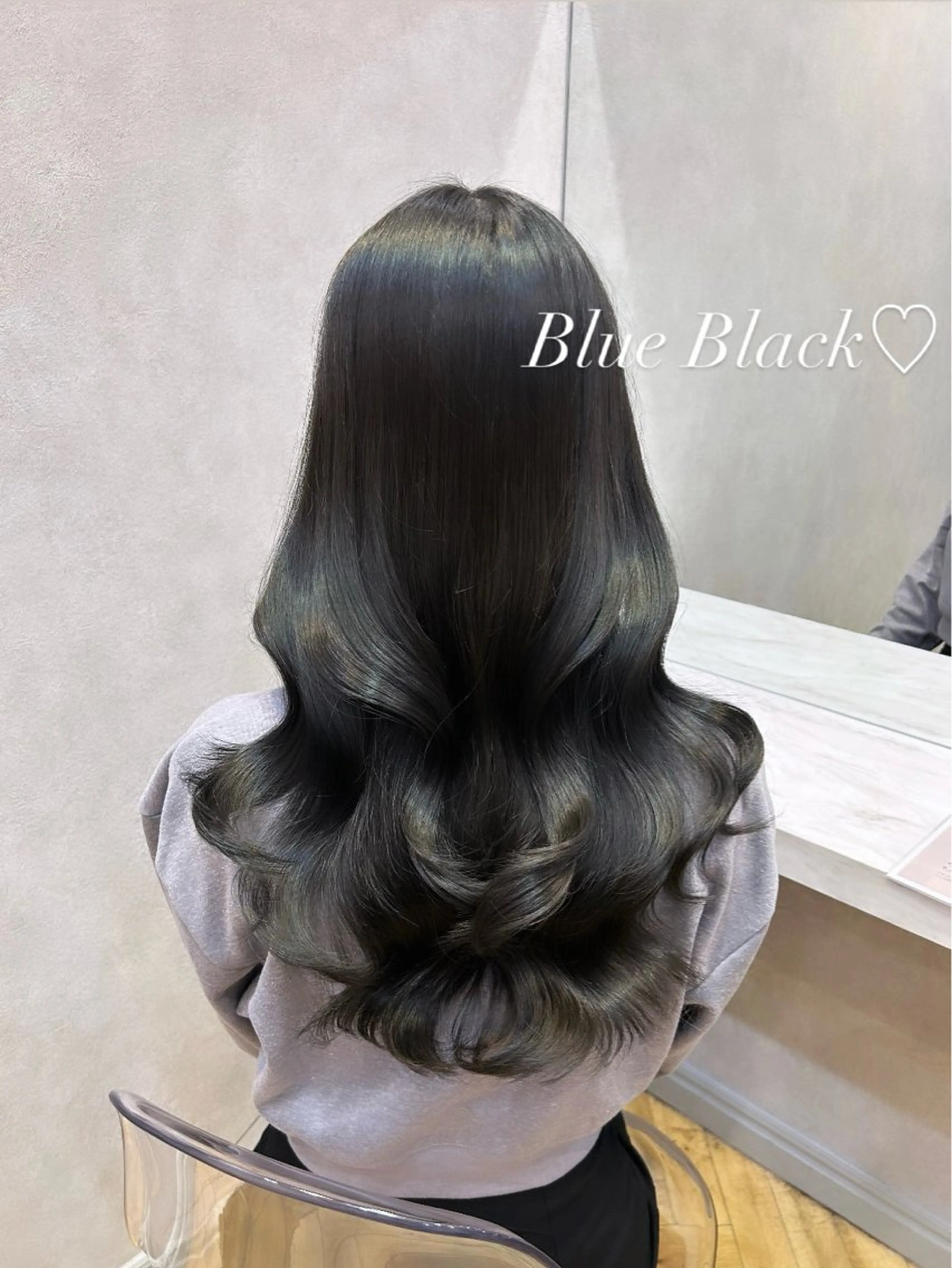 ロング カラー 黒髪 ブルーカラー ブルーブラック 韓国風ヘア ヘアカラー トリートメント 🩷韓国ヘア/ヨシン モリ🩷Maikaのヘアスタイル