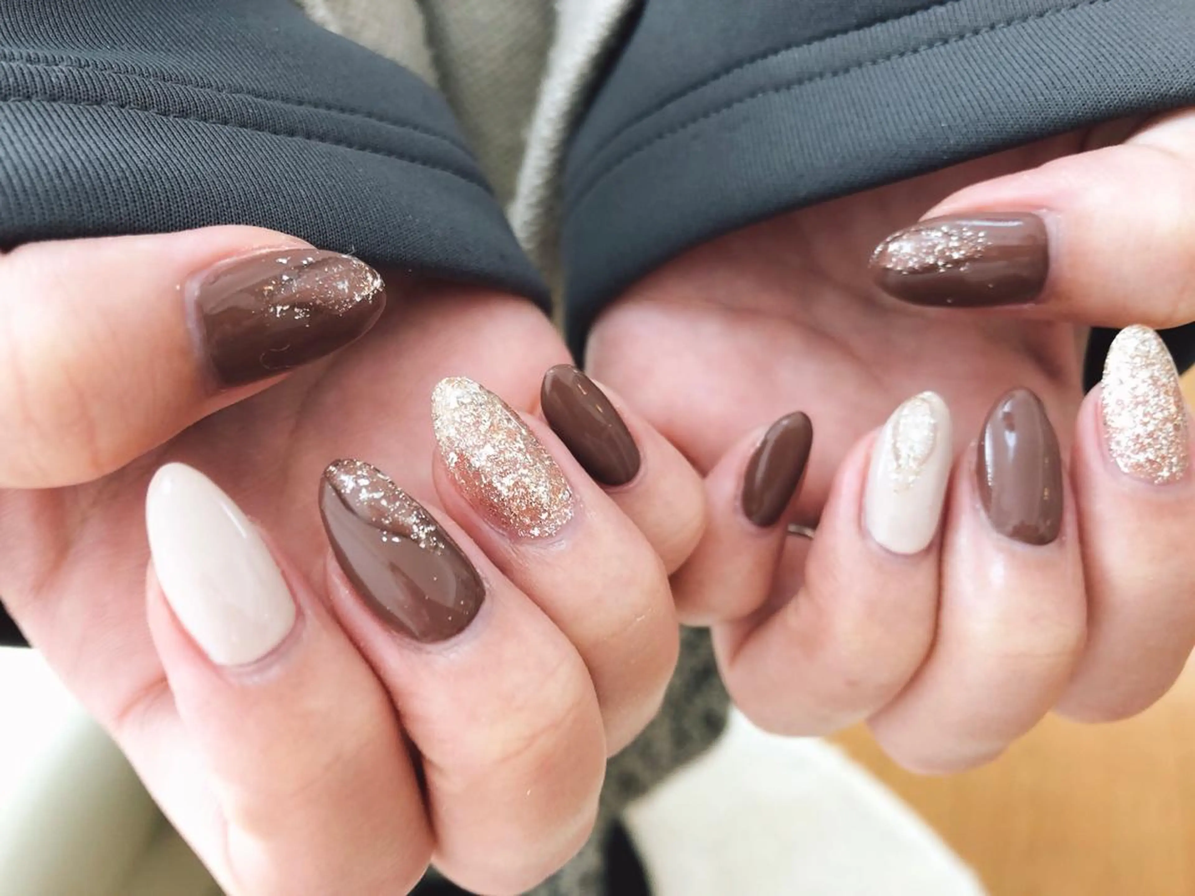 ネイル mogunail &blowのネイルデザイン
