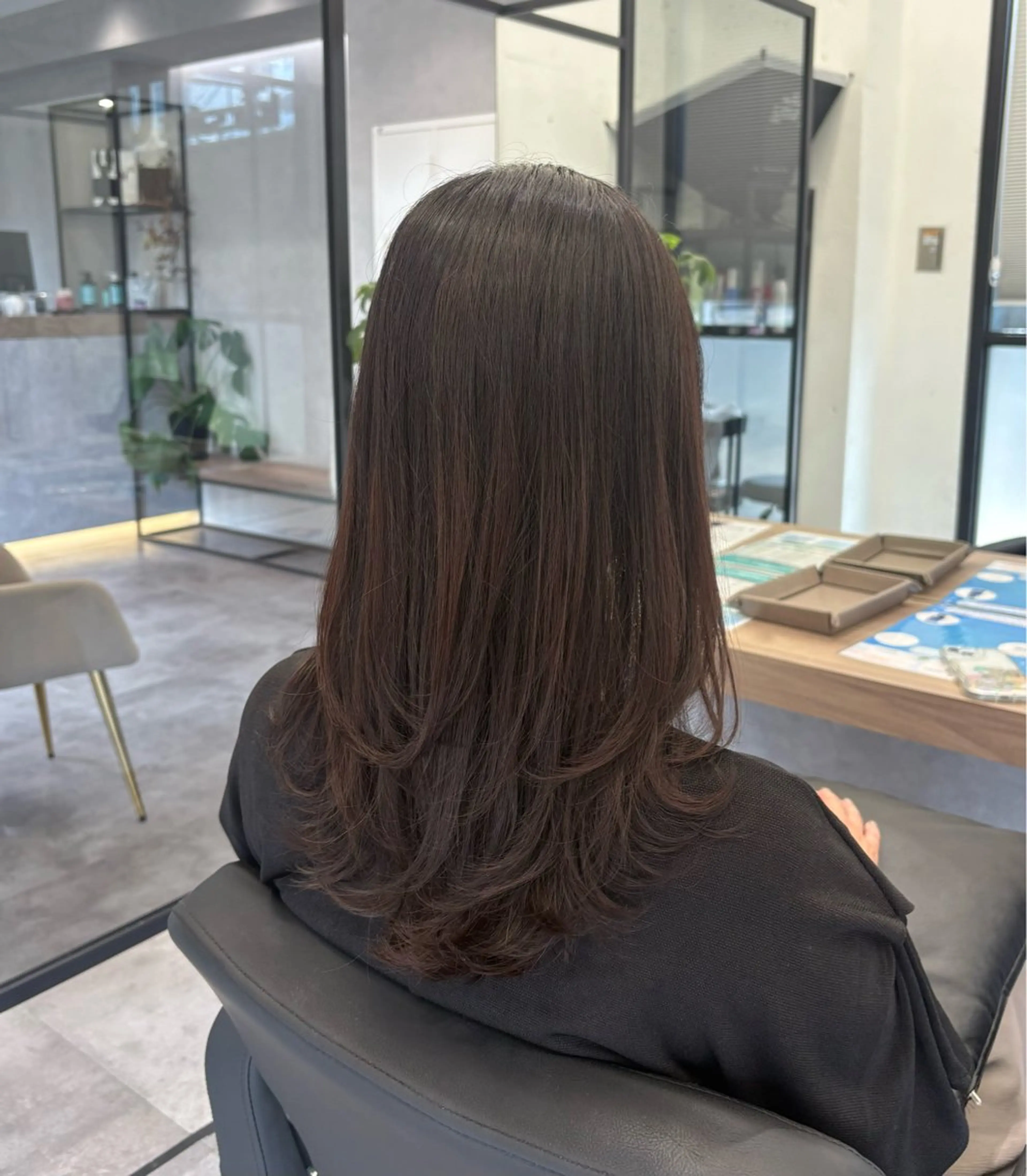 ミディアム カット Nail &Beauty by UNO伊勢原所属・COCO .のヘアスタイル