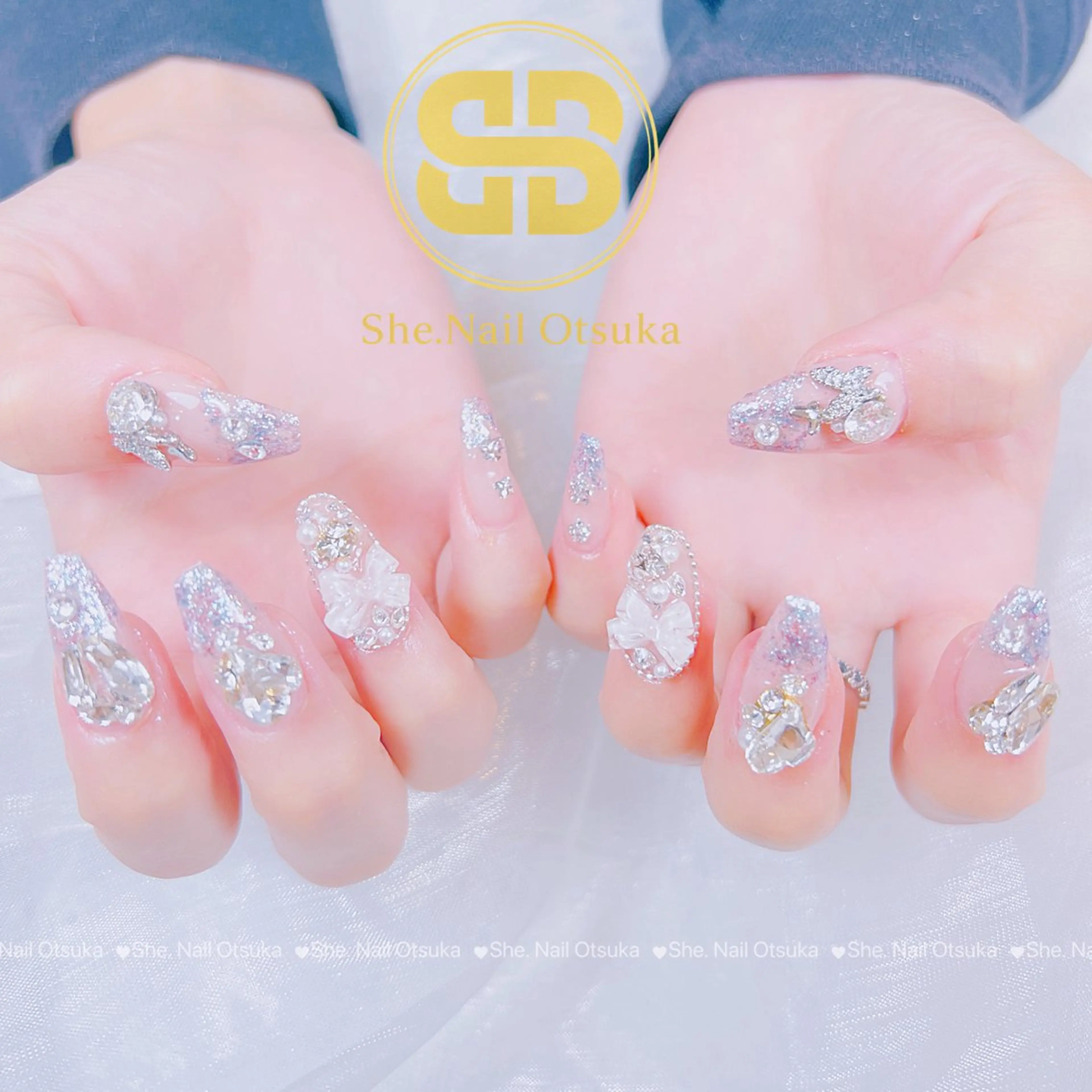 ネイル チークネイル 韓国ネイル マグネットネイル オフィスネイル リボン ハンドネイル SHE. Nail Otsukaのネイルデザイン