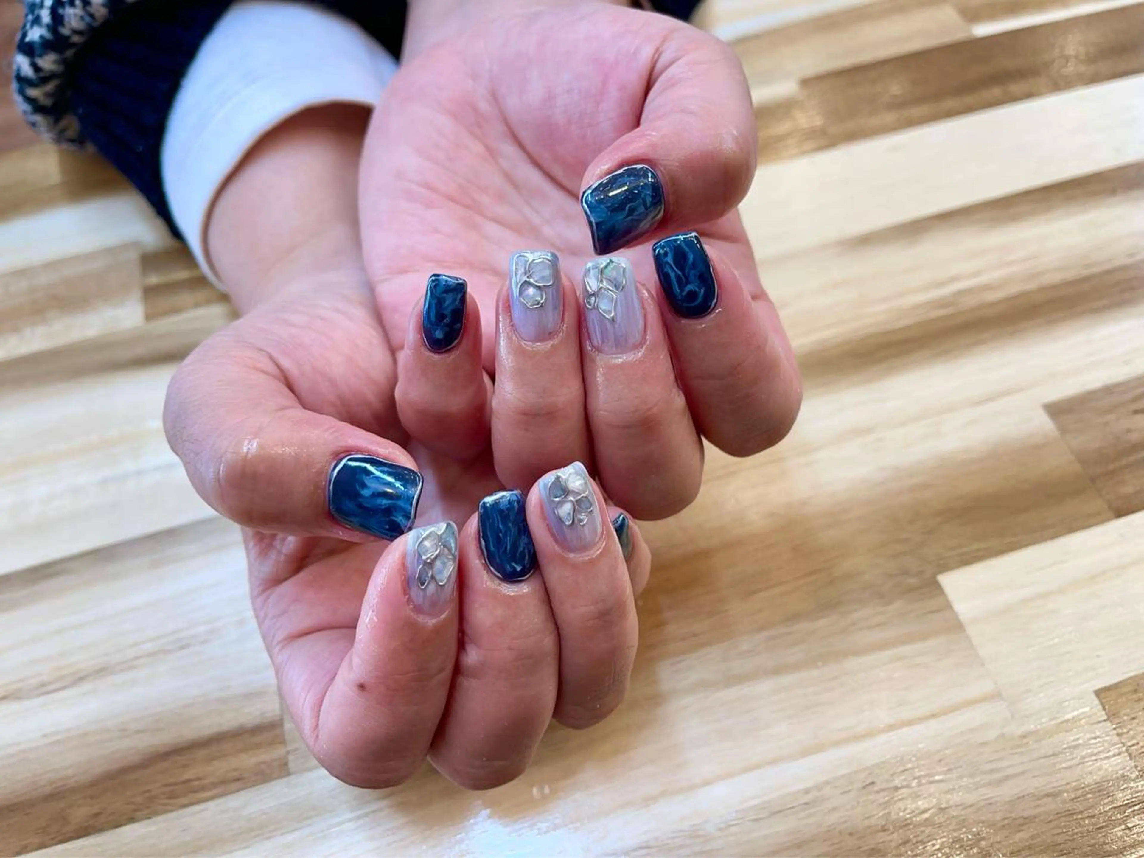 ネイル ハンドネイル NAIL Alaia 𓇼のネイルデザイン