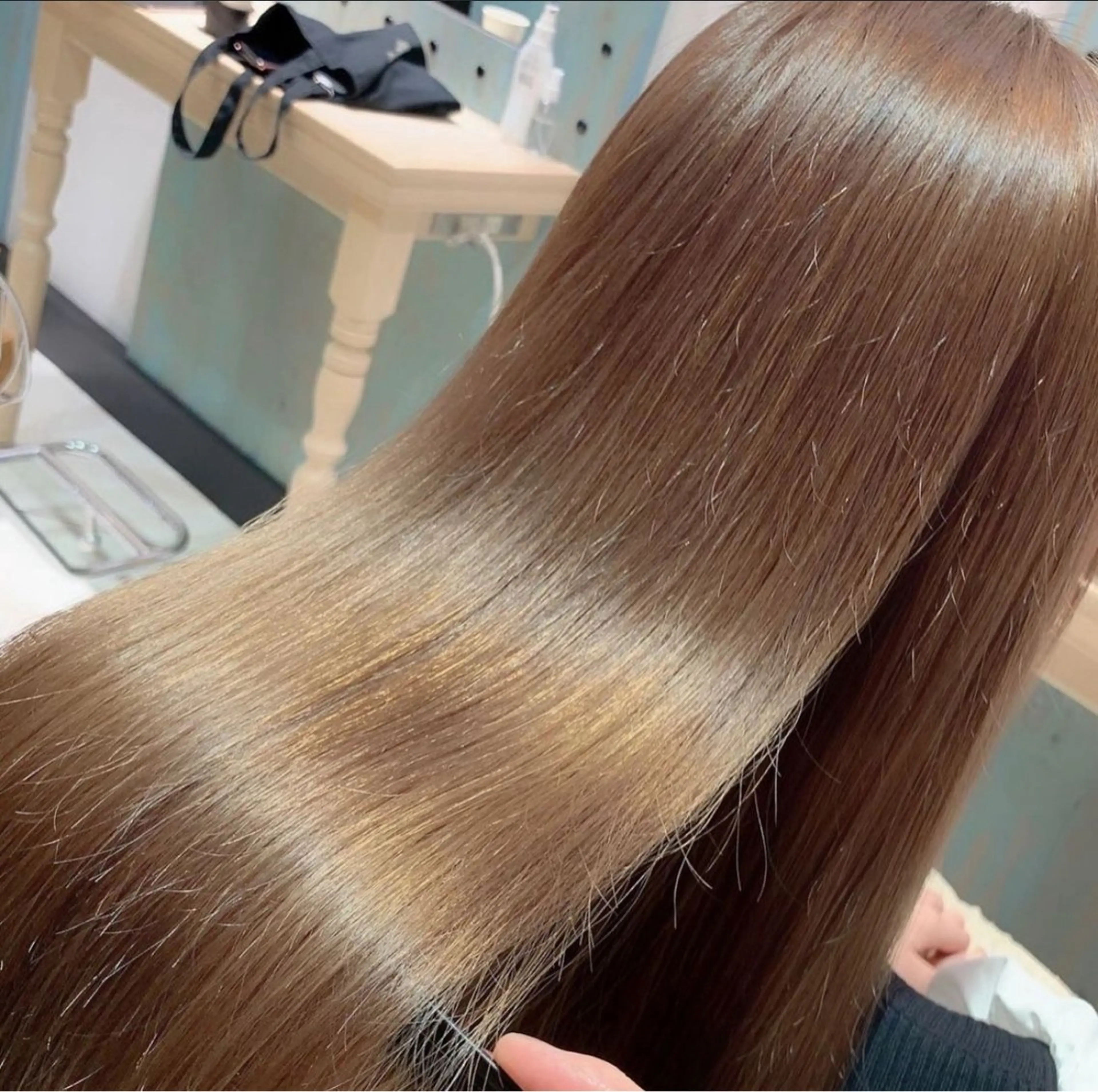 ロング カラー 美髪矯正×レイヤー 松田空優哉のヘアスタイル