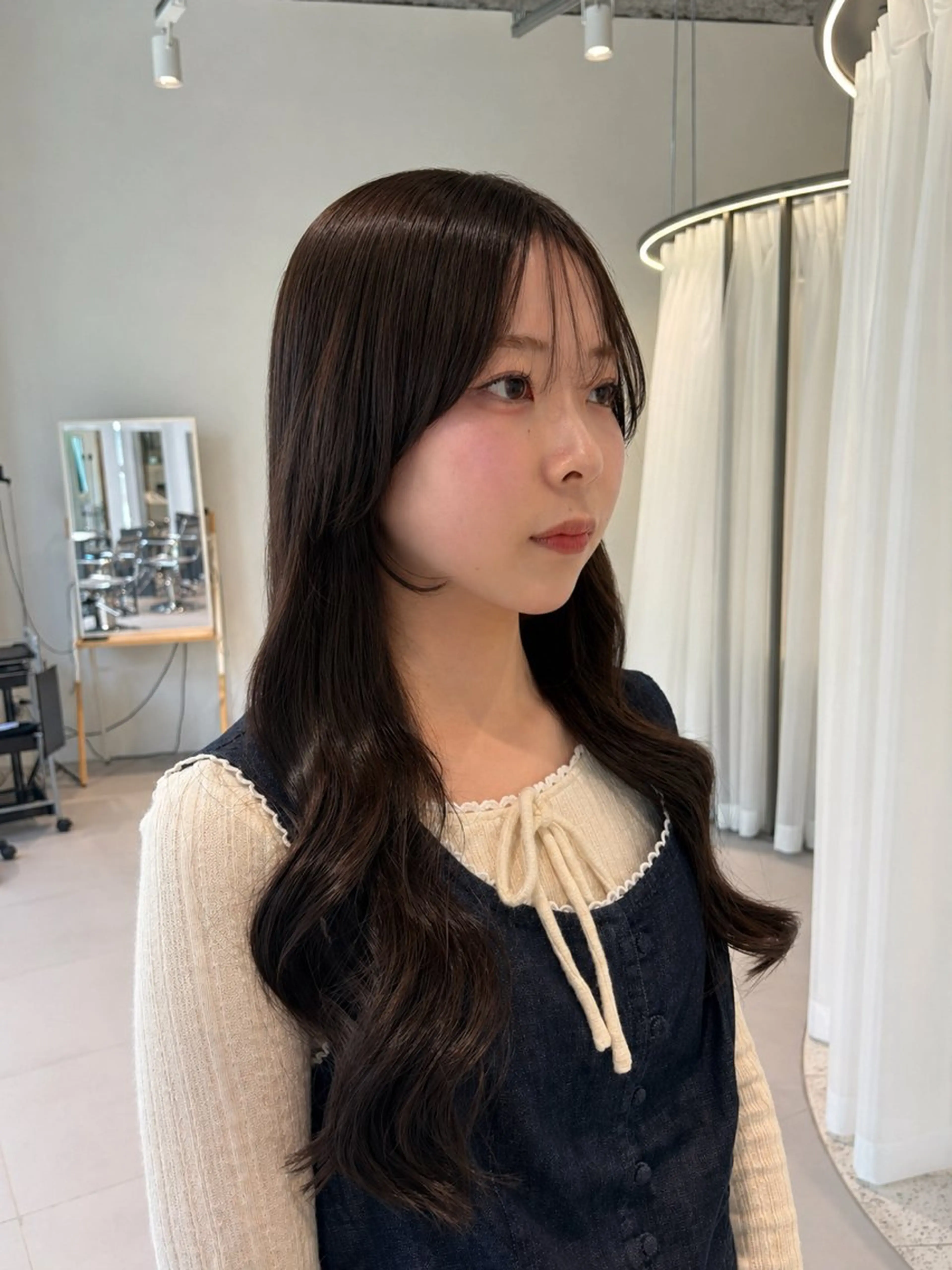 ロング カラー オリーブカラー 似合わせ/レイヤー 💟SAEのヘアスタイル