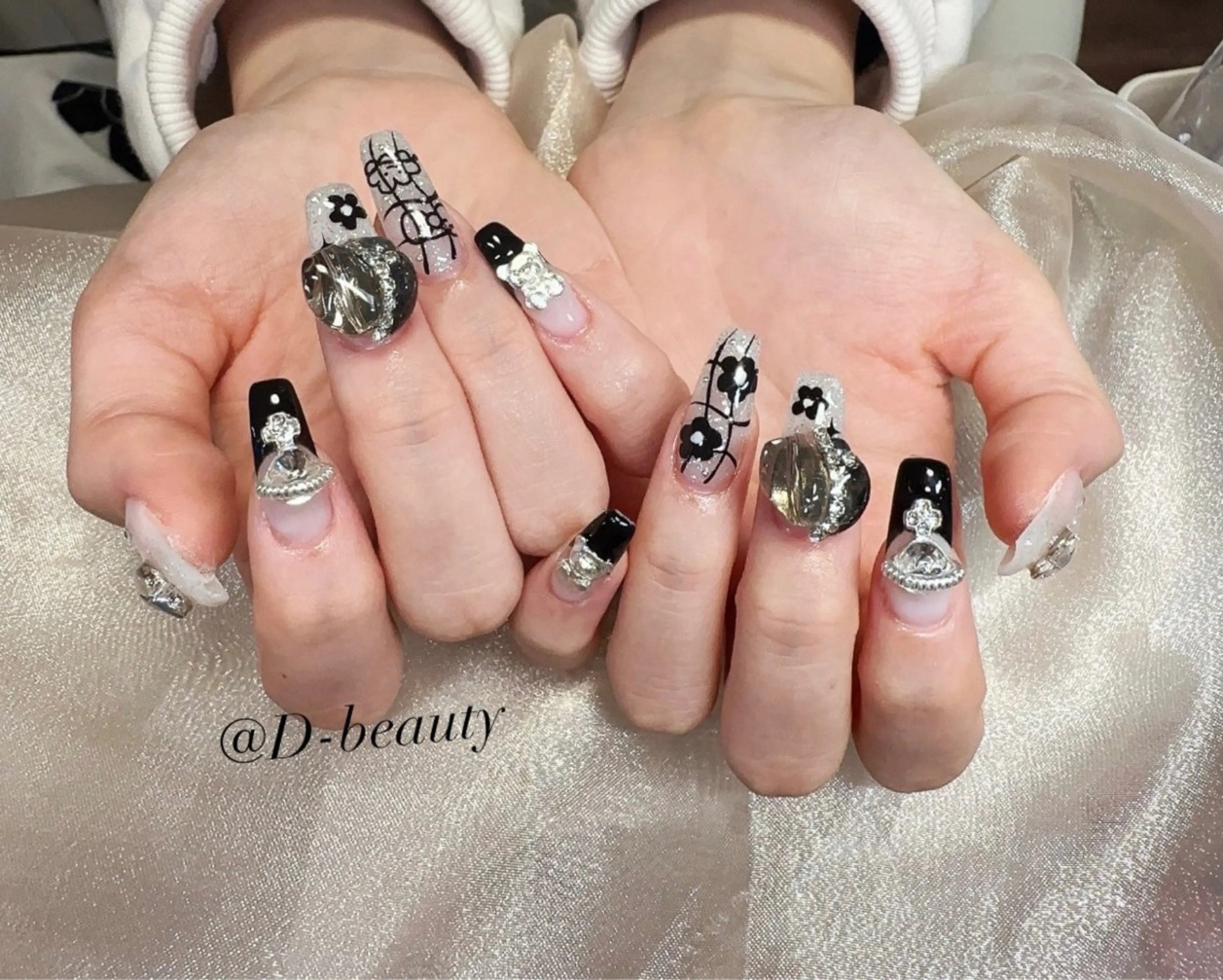 ネイル スカルプネイル 冬ネイル クリスマス ハンドネイル D-BEAUTY Nailsalonのネイルデザイン