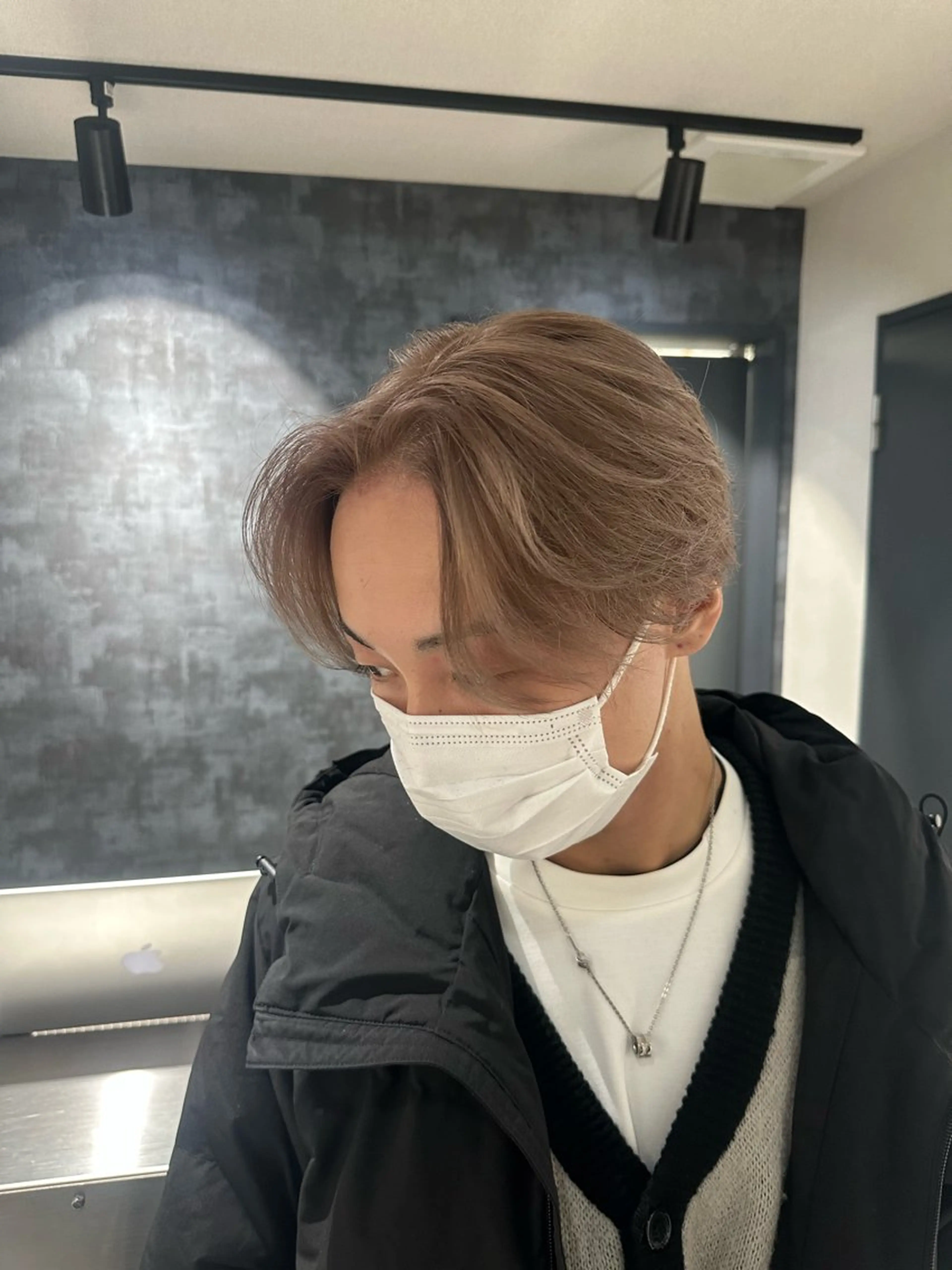 ミディアム カラー メンズ 💈原宿指名No.1 センターパート💈のヘアスタイル