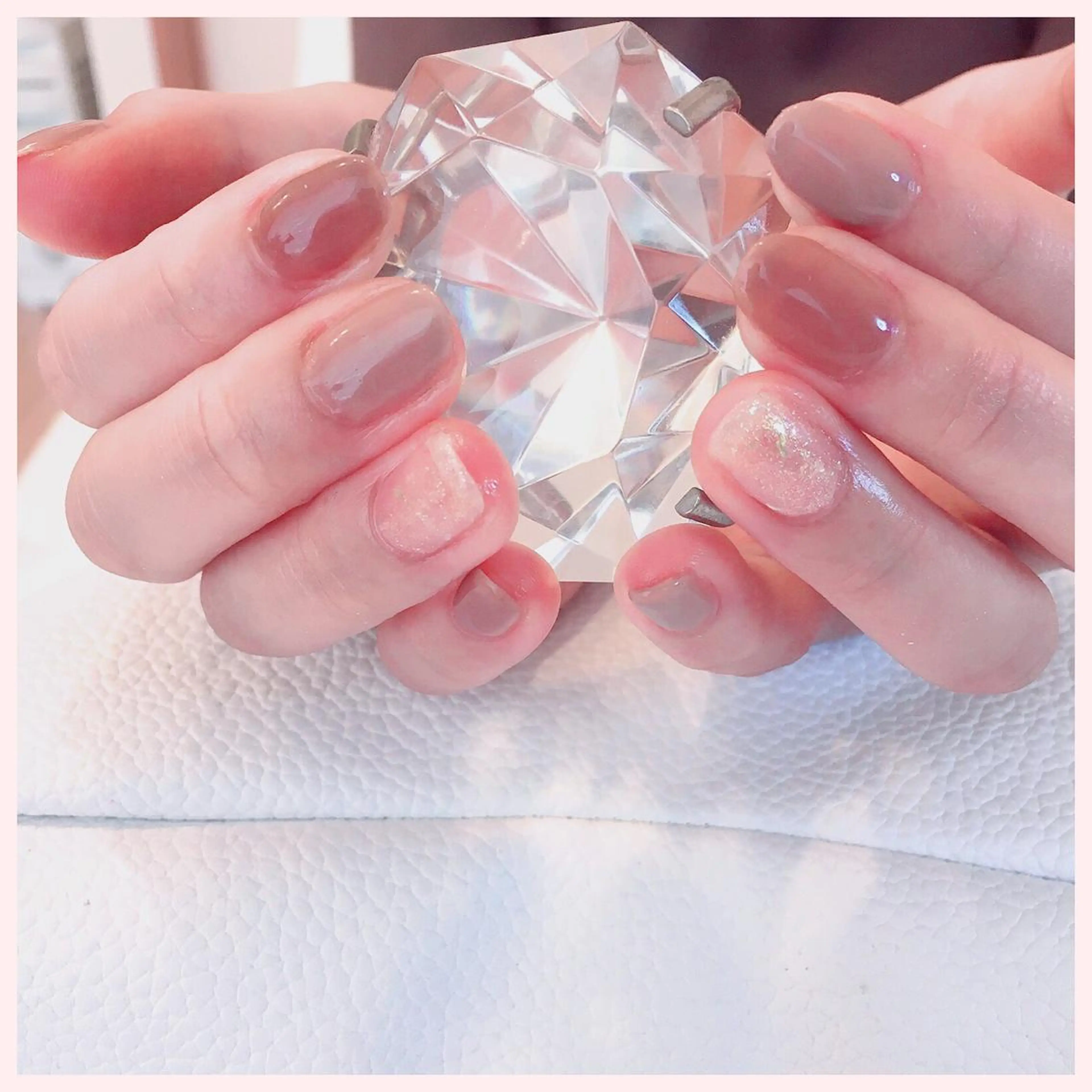 ネイル ブラウン クリアネイル ゴールド ラメ(グリッター) Mplus miyukiのネイルデザイン