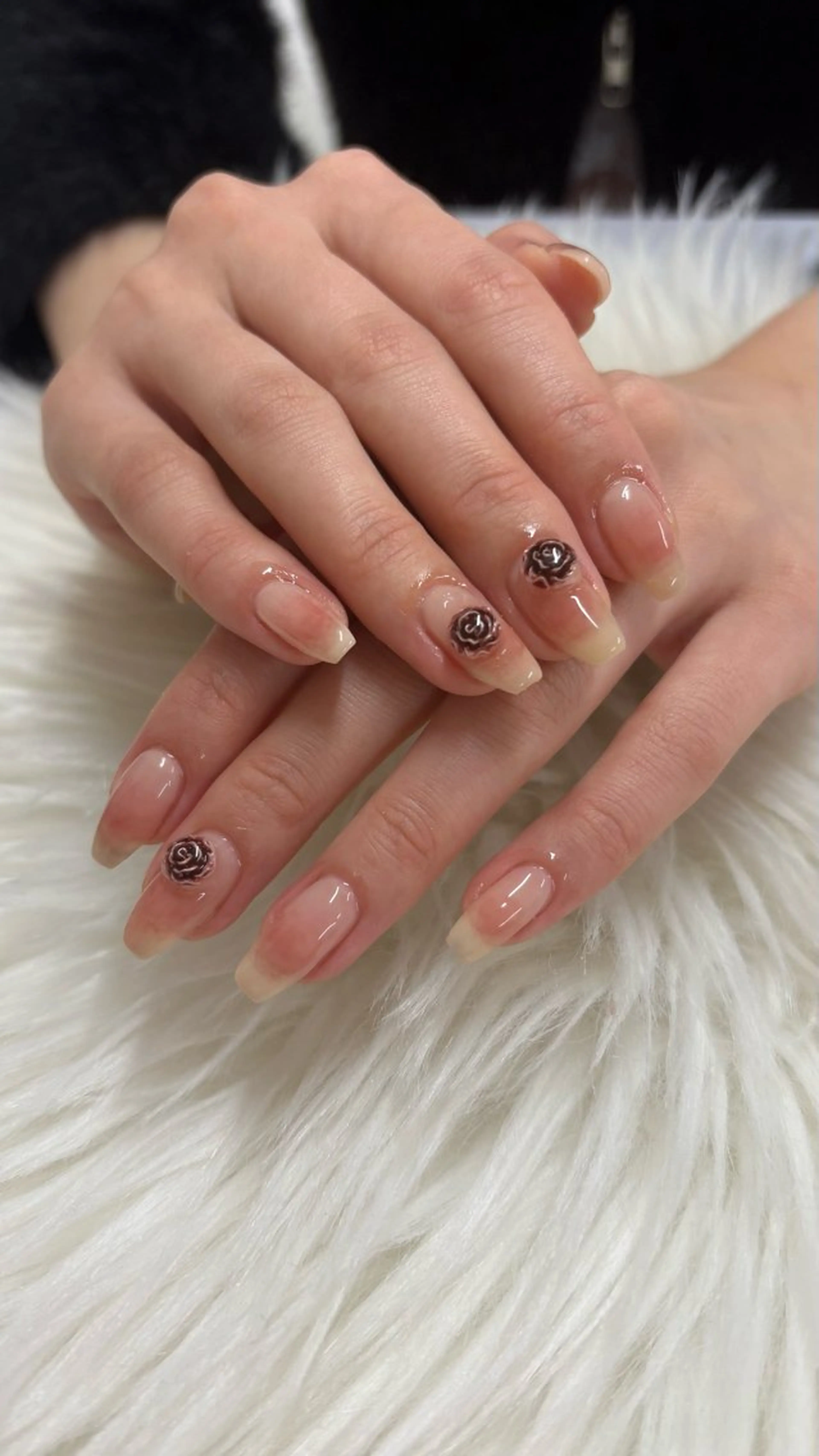 ネイル ハンドネイル Riran°・*:. shikiのネイルデザイン