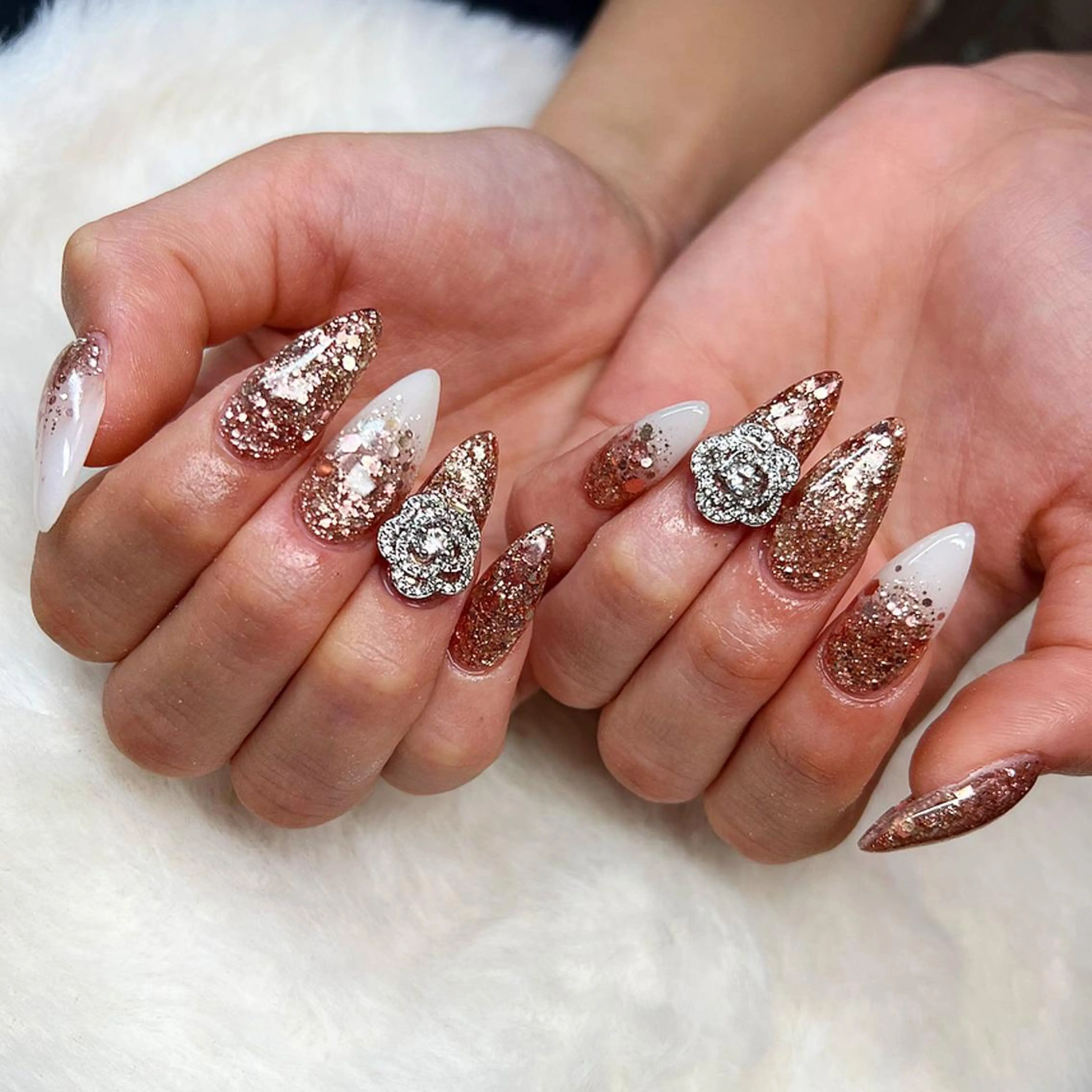 セミロング ネイル nail salon azuのネイルデザイン