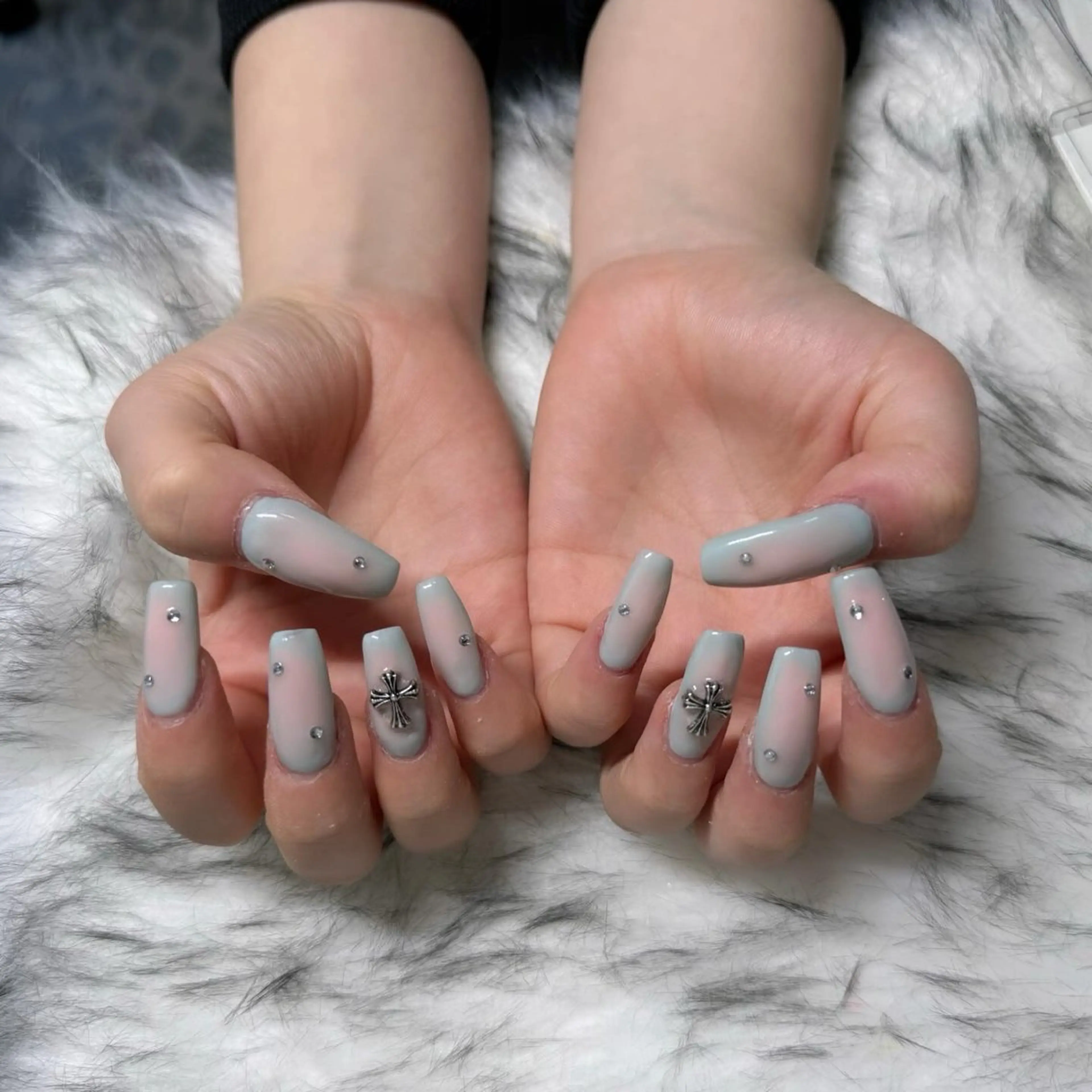 ロング ハンドネイル mao .のネイルデザイン