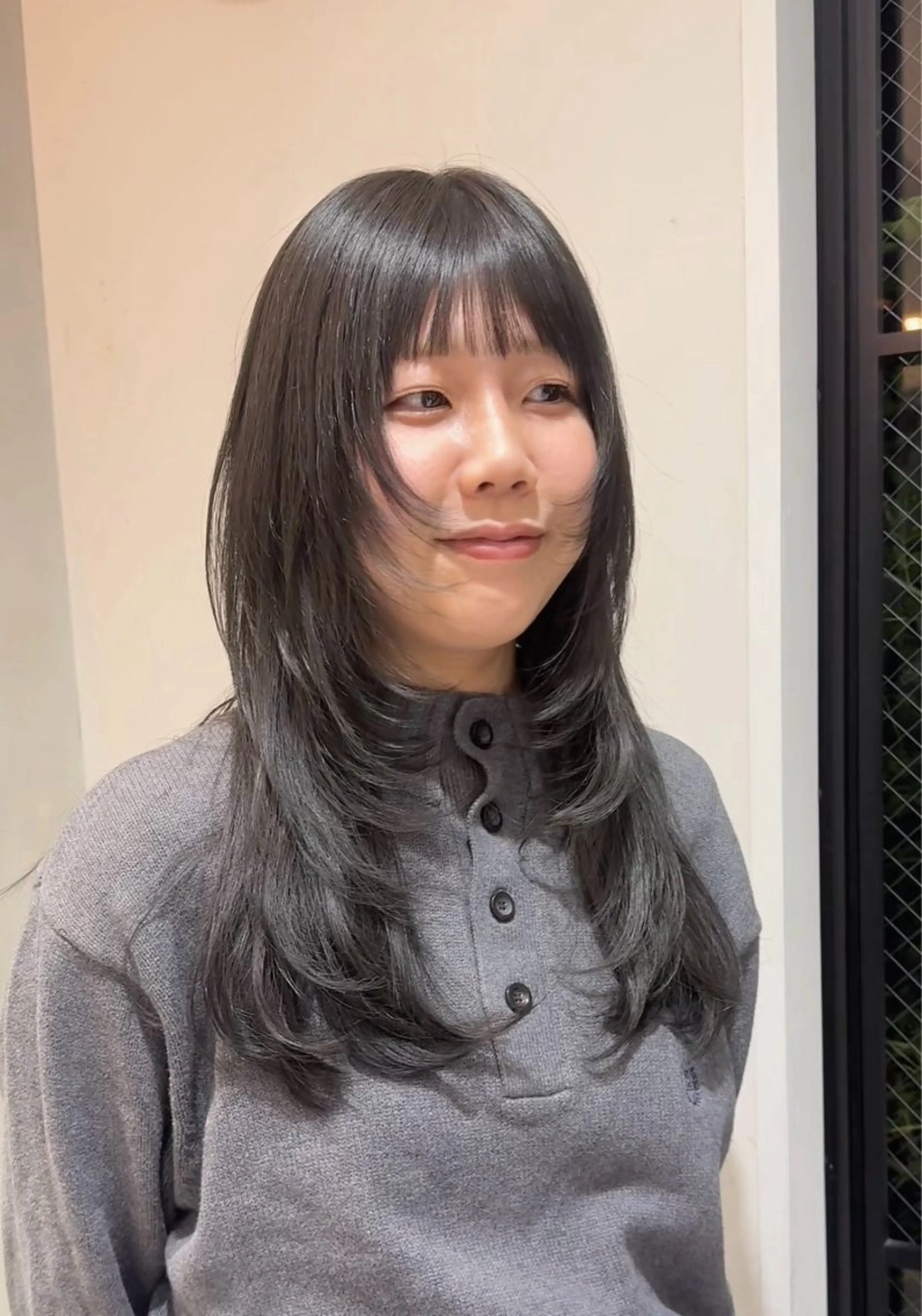 ロング カラー グレージュ オリーブグレージュ オリーブグレー ハイレイヤー レイヤーカット hyuga/パーマ /ニュアンスパーマのヘアスタイル