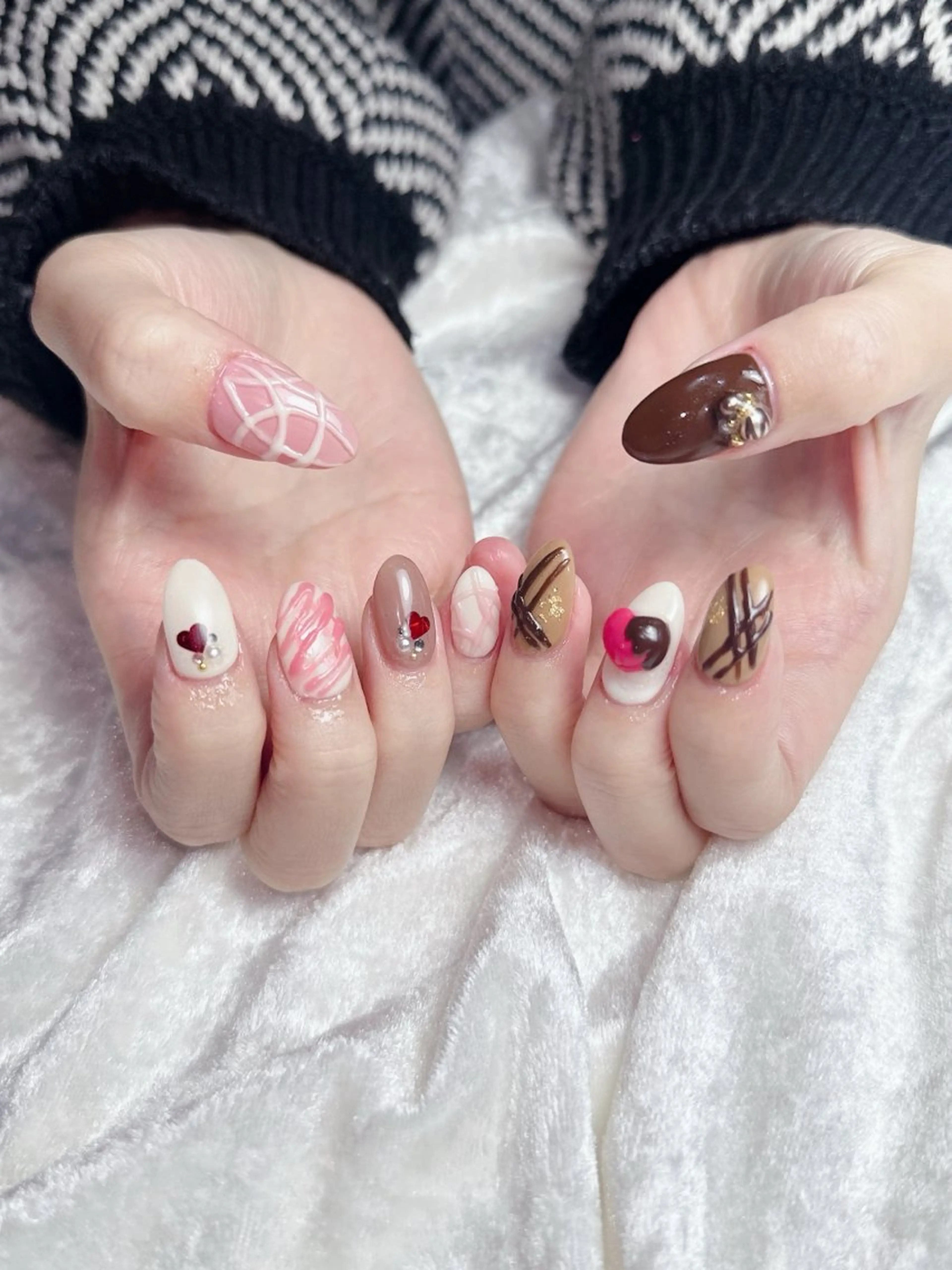 ネイル バレンタイン ハンドネイル うにゃねいる🌷 Mayaのネイルデザイン