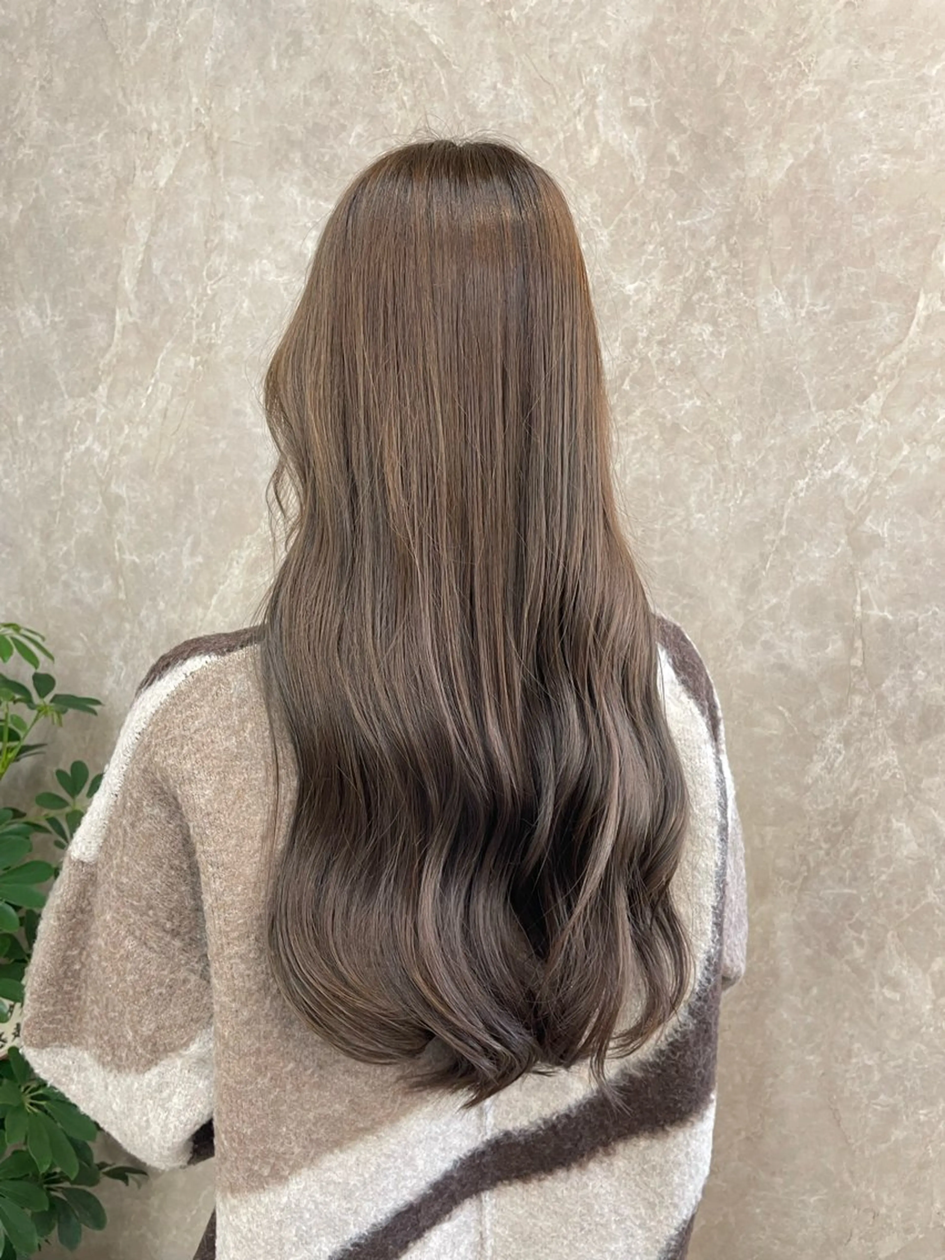 ロング カット ヘアカラー 垢抜け透明感カラー 🌻篠崎梓🌻のヘアスタイル