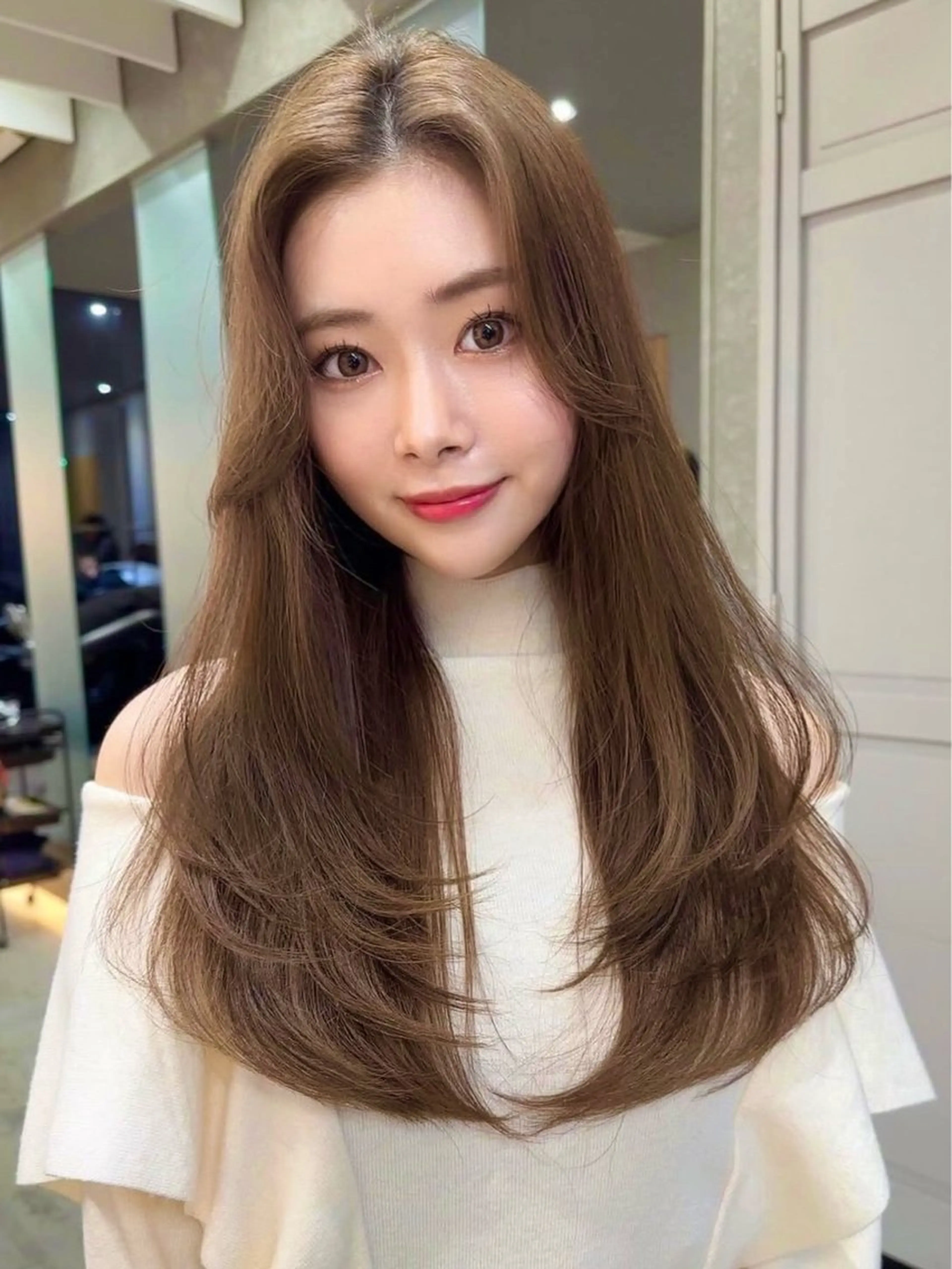 セミロング カラー カット ヘアカラー トリートメント 興津/韓国レイヤー ダブルカラー美髪縮毛のヘアスタイル