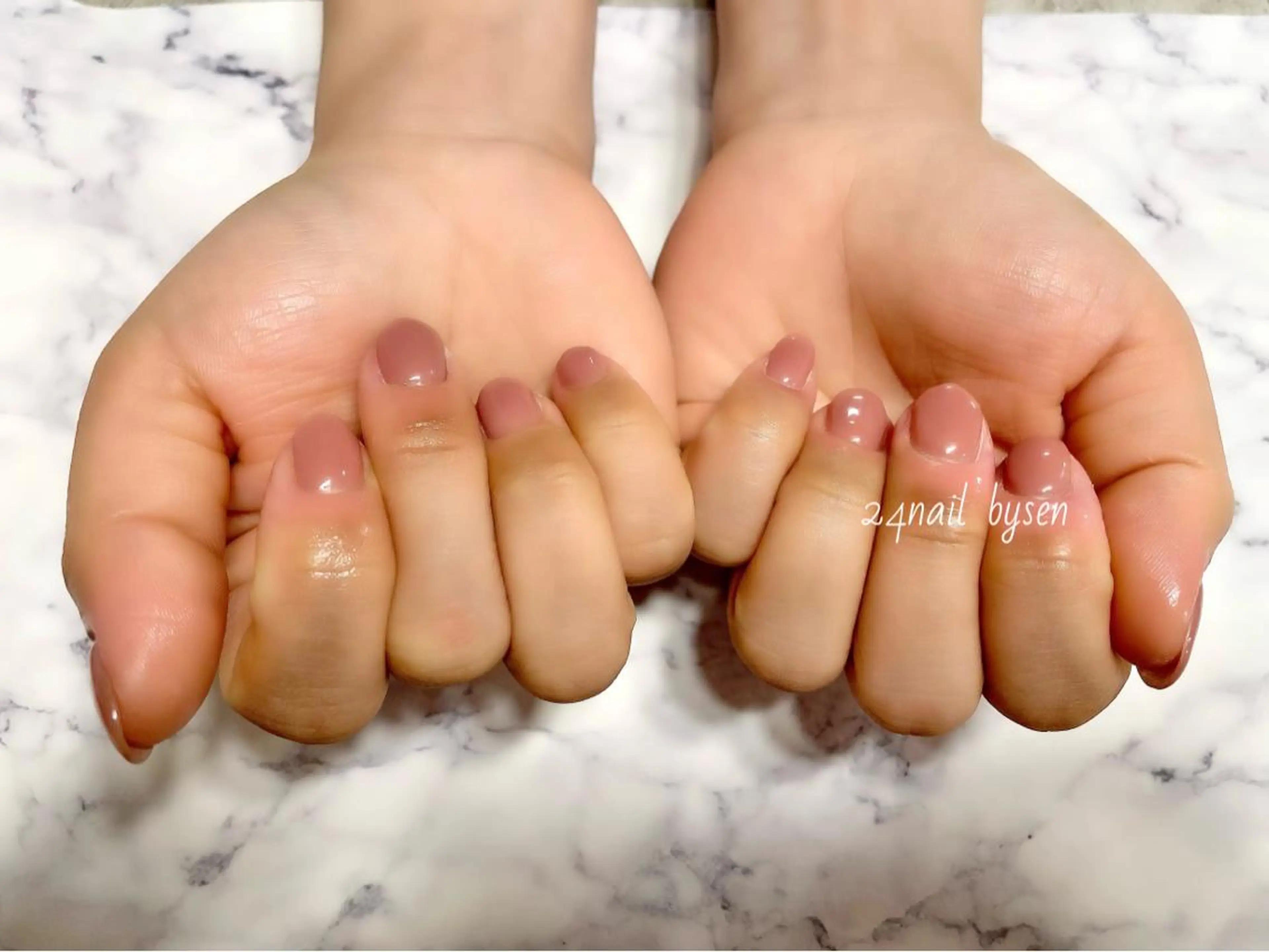 ネイル ジェルネイル ワンカラーネイル ピンク ピンクベージュ Atelier by 24nail/Ayaのネイルデザイン