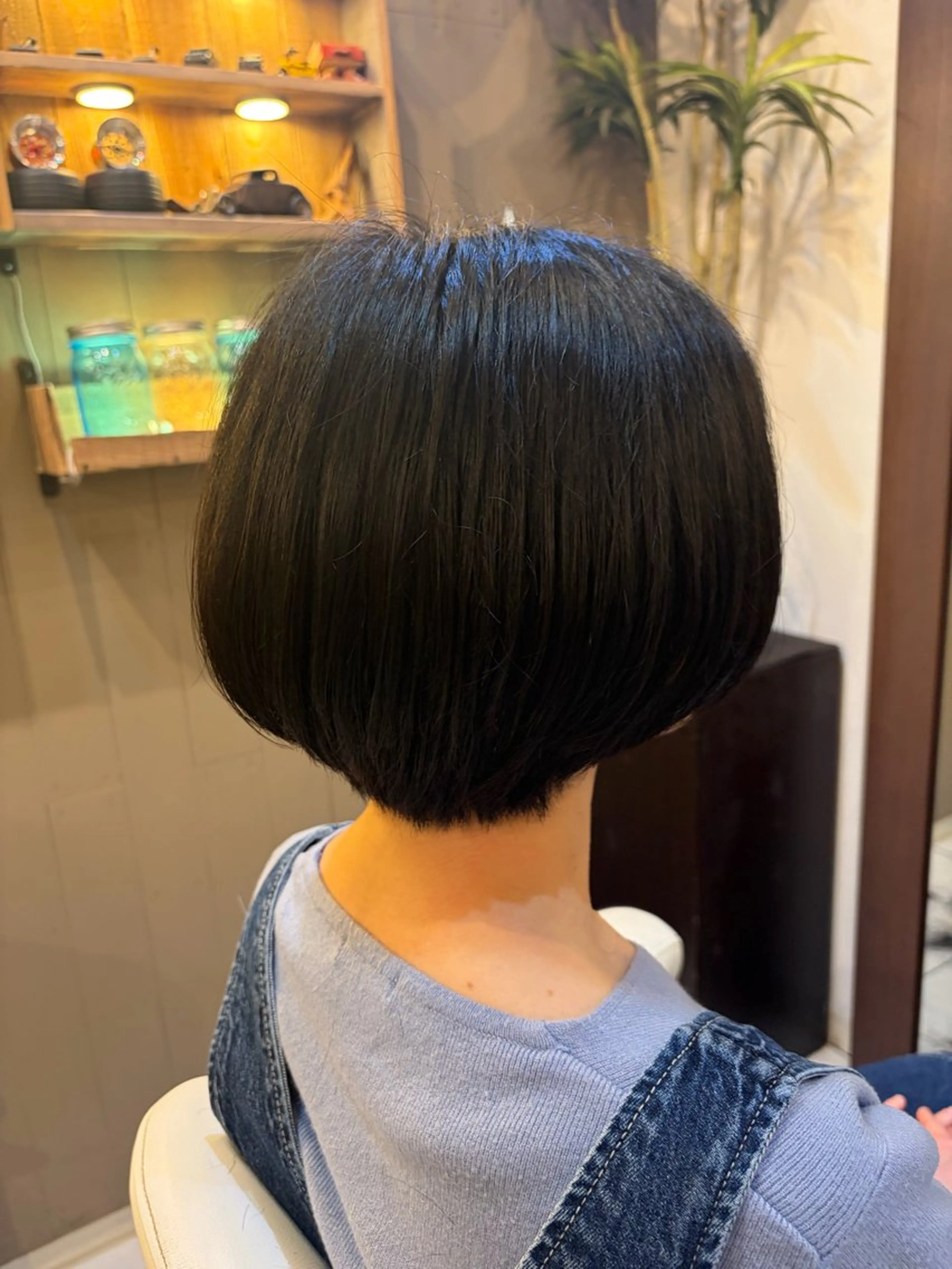 ショート バウハウスヘア ひなのヘアスタイル