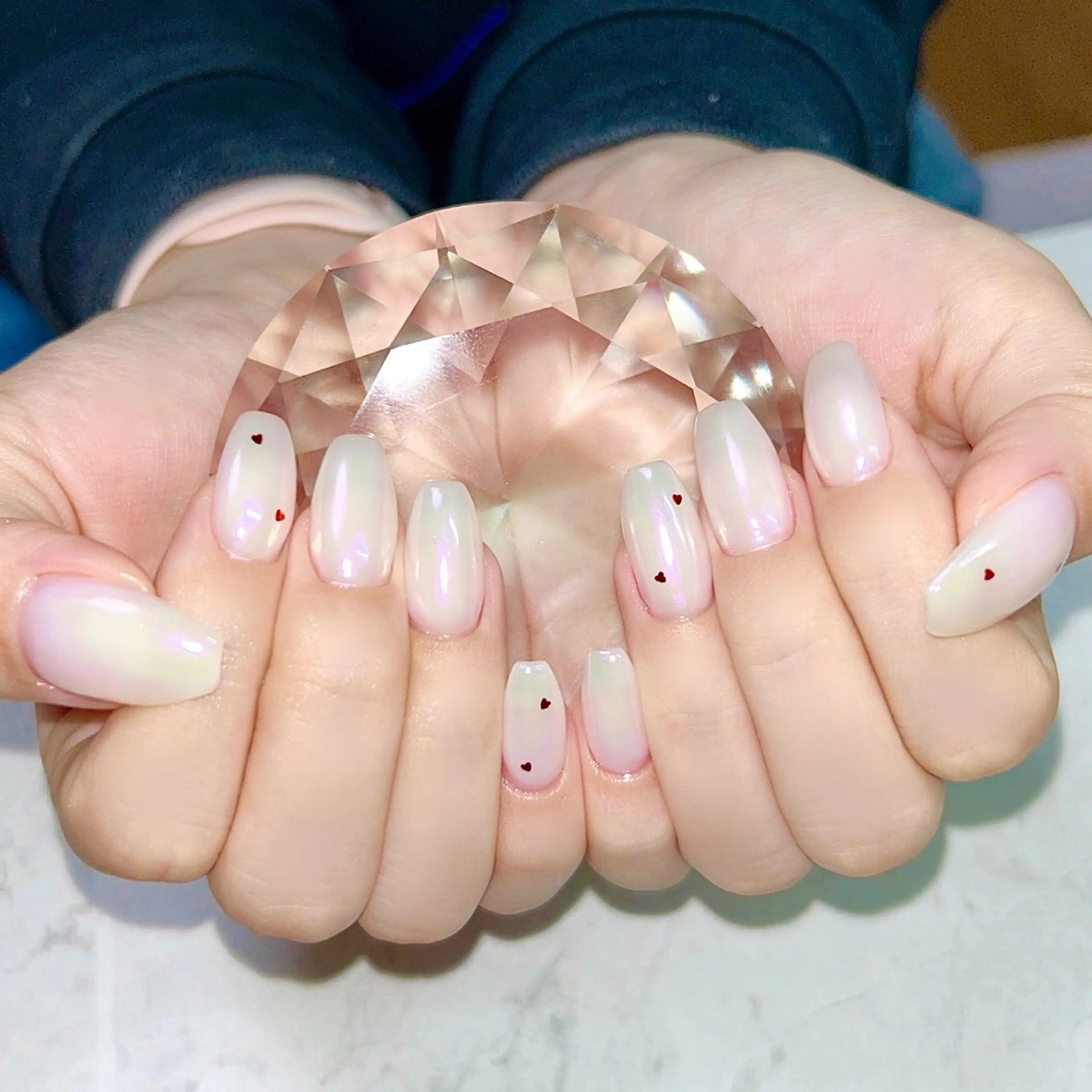 ネイル オーロラネイル ハート private salon Reiのネイルデザイン