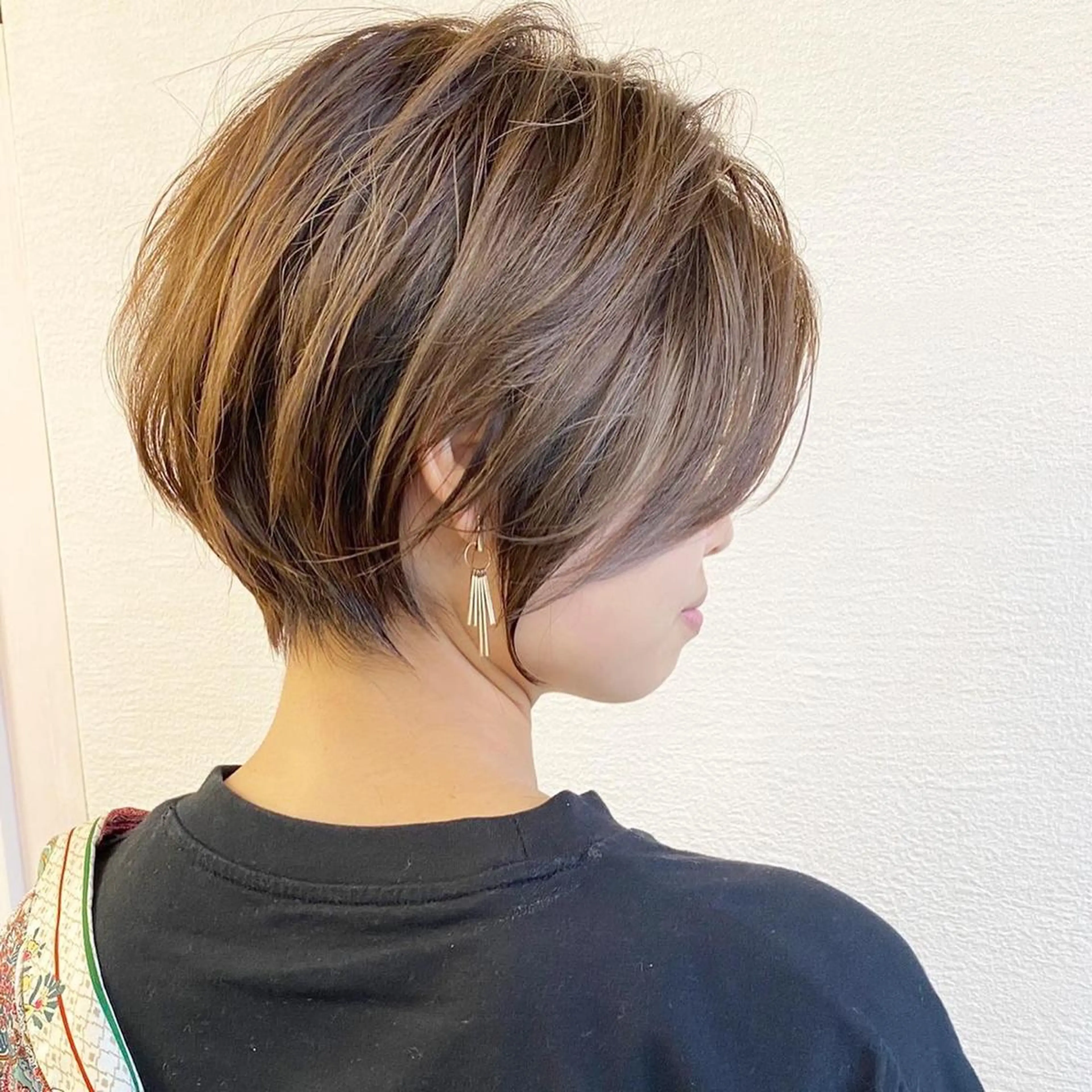 ショート カラー カット ヘアカラー トリートメント 🌟モテ髪ショート 🌟店長　津賀涼のヘアスタイル