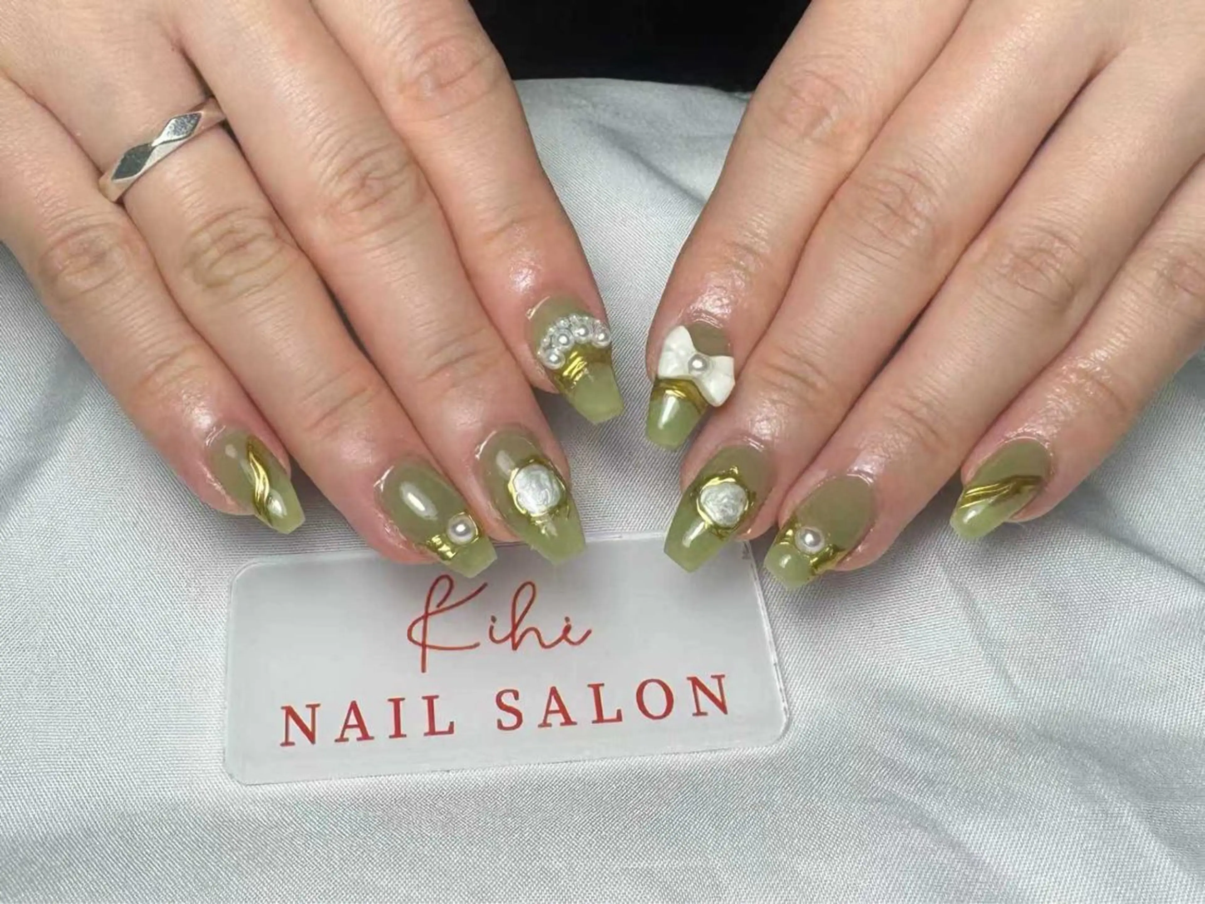 ネイル アートネイル フレンチネイル ジェルネイル グラデーション 韓国ネイル ハンドネイル 💕鈴木ユリ パラジェル/オフ無料のネイルデザイン