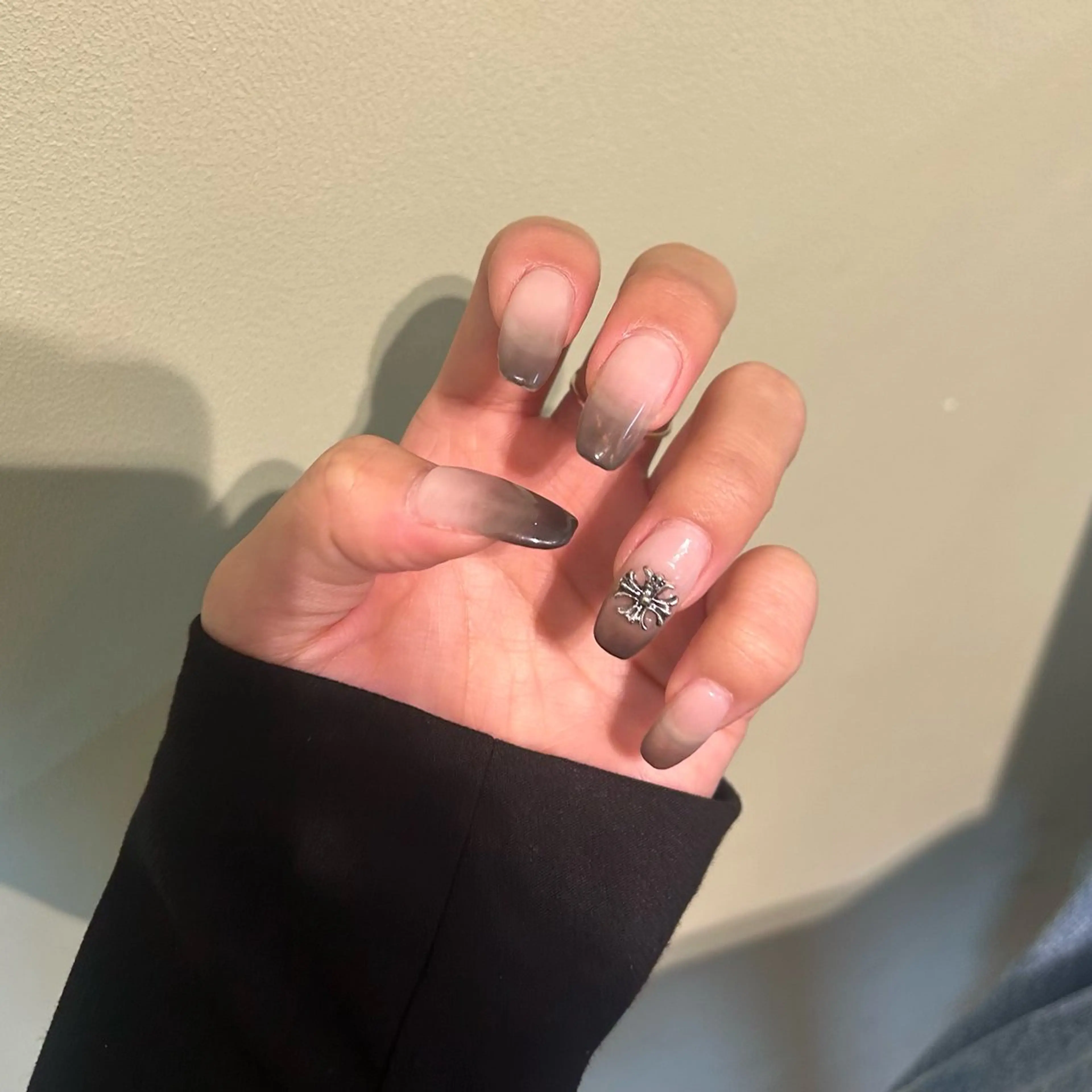 ネイル SHELLTOKYO 💜Kazamakiのネイルデザイン