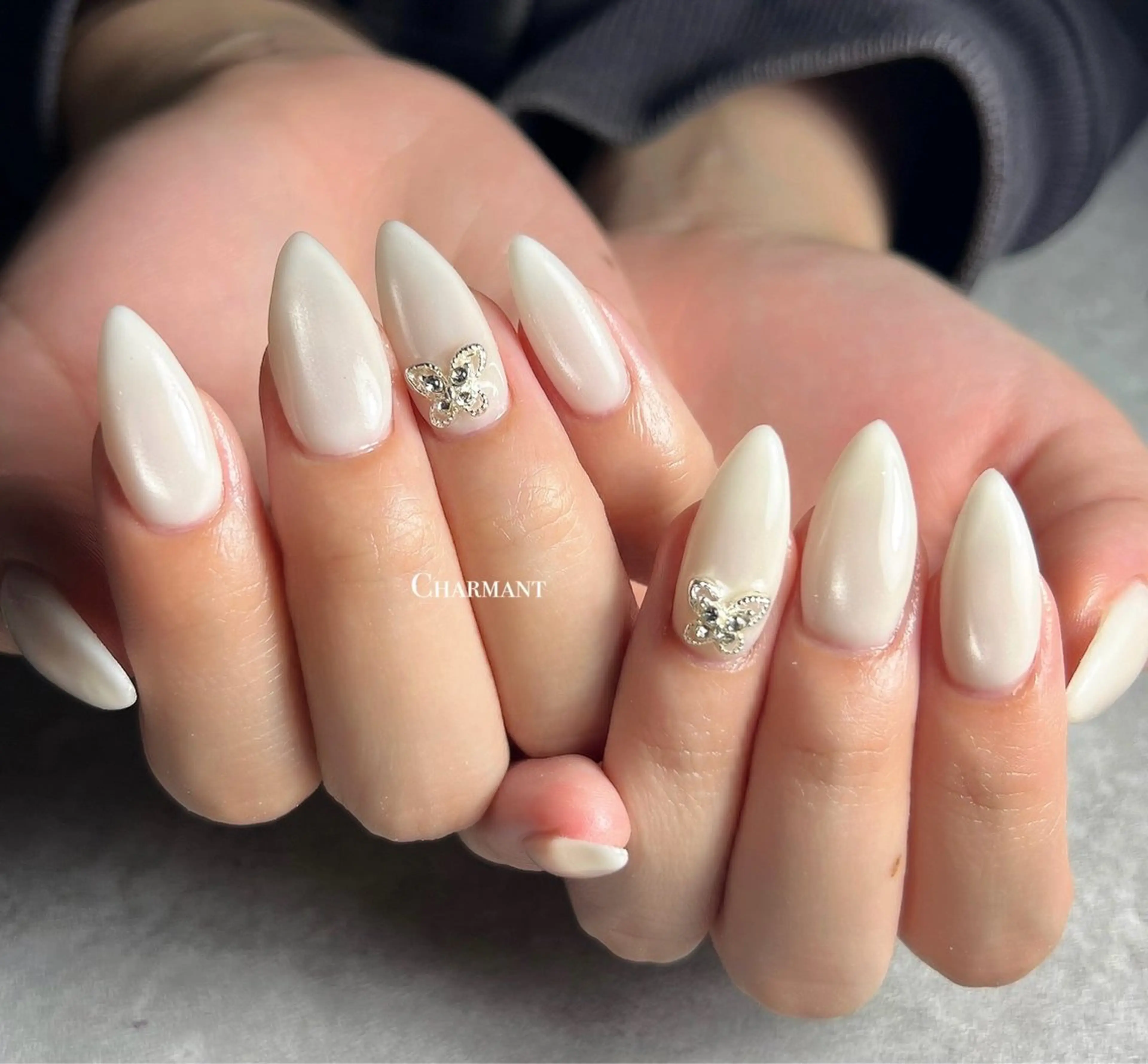 ネイル ハンドネイル Minako 【Charmant】のネイルデザイン