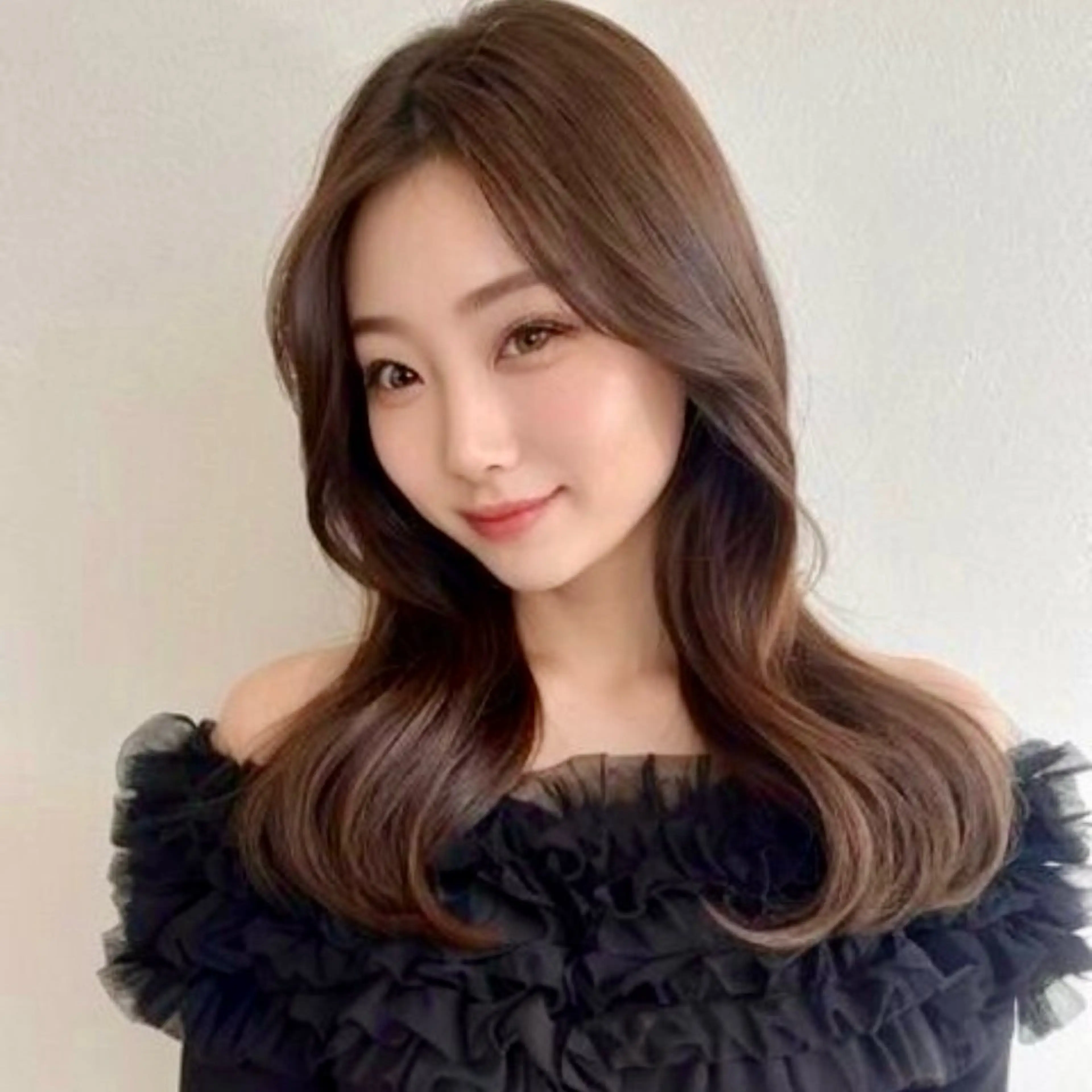 セミロング MAO🖤レイヤー ／髪質改善カラーのヘアスタイル