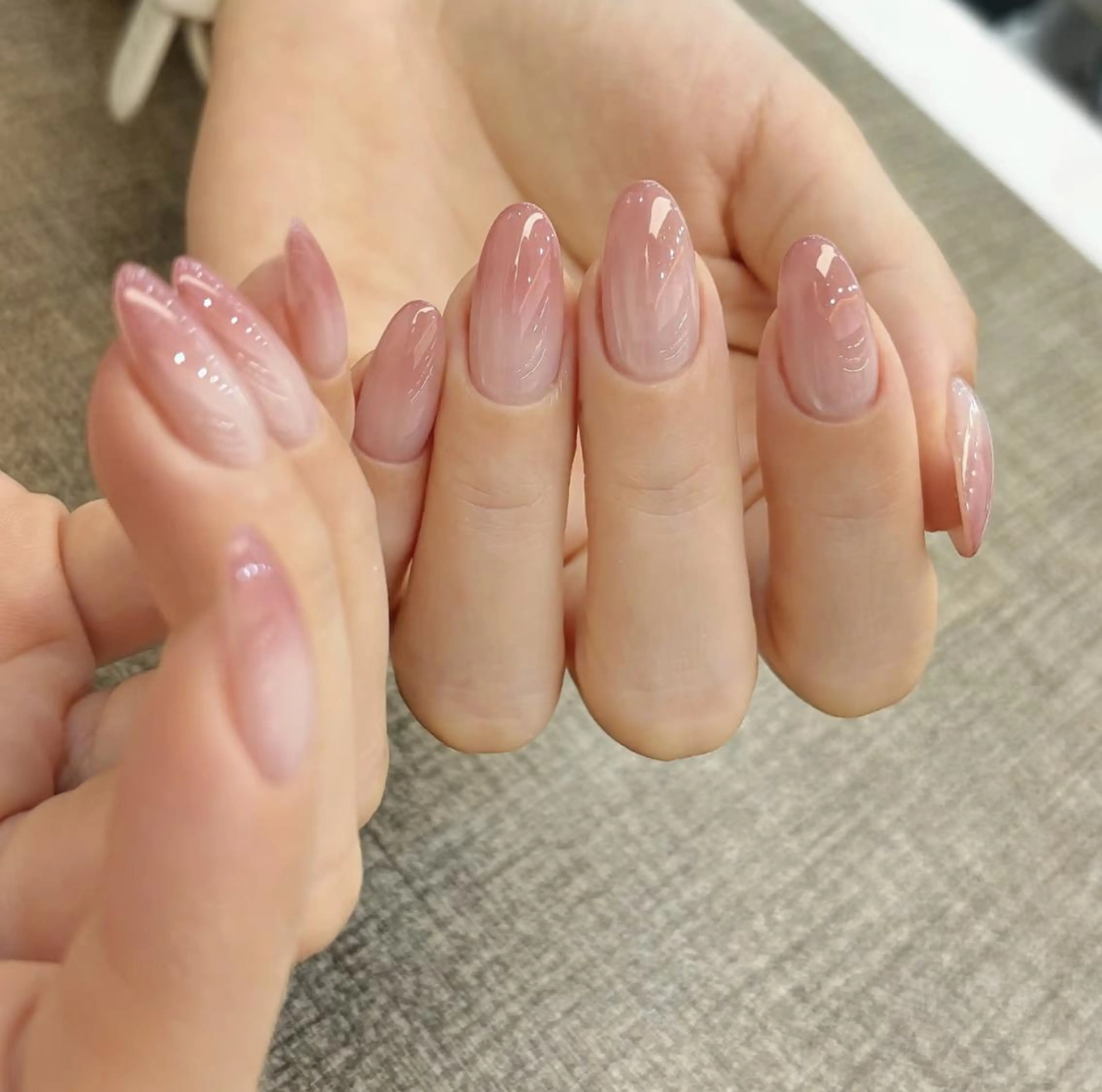 ネイル ハンドネイル 🎀 Ayaka_nailのネイルデザイン