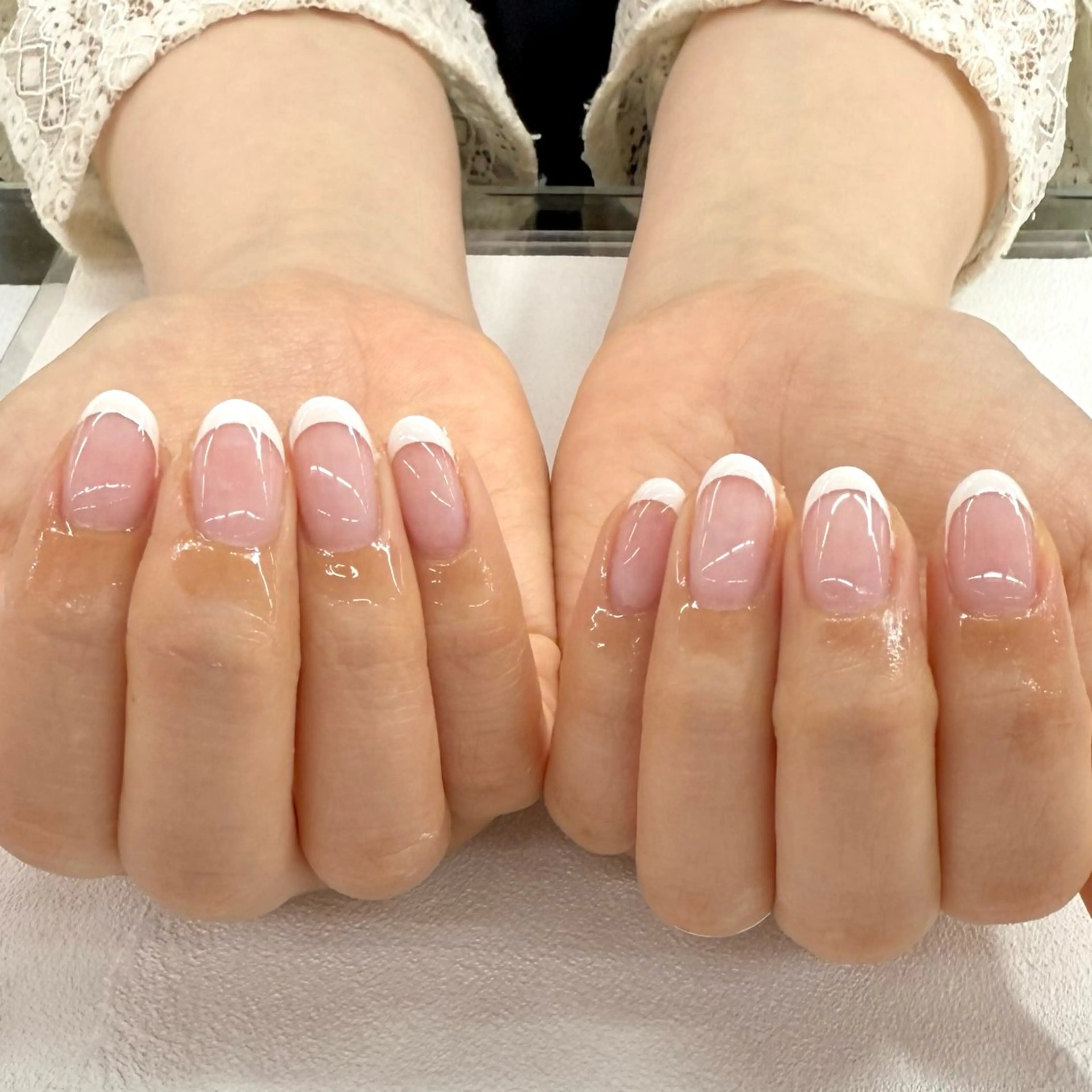 ネイル MAXKELLY正池 白フレンチ募集🕊️のネイルデザイン