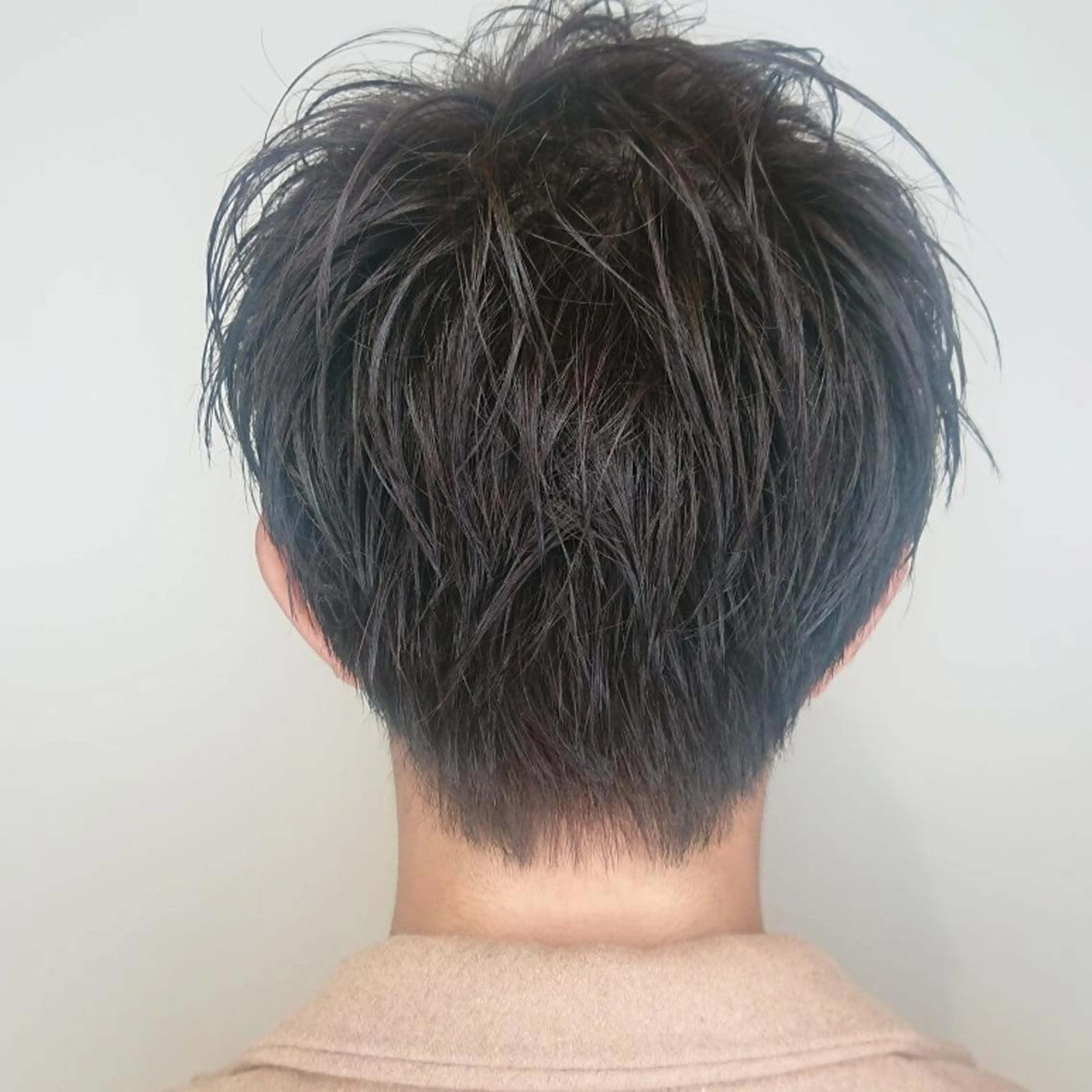 メンズ メンズパーマ カット パーマ ブリーチ/ヘアケア/ 艶髪/イギチハルのヘアスタイル