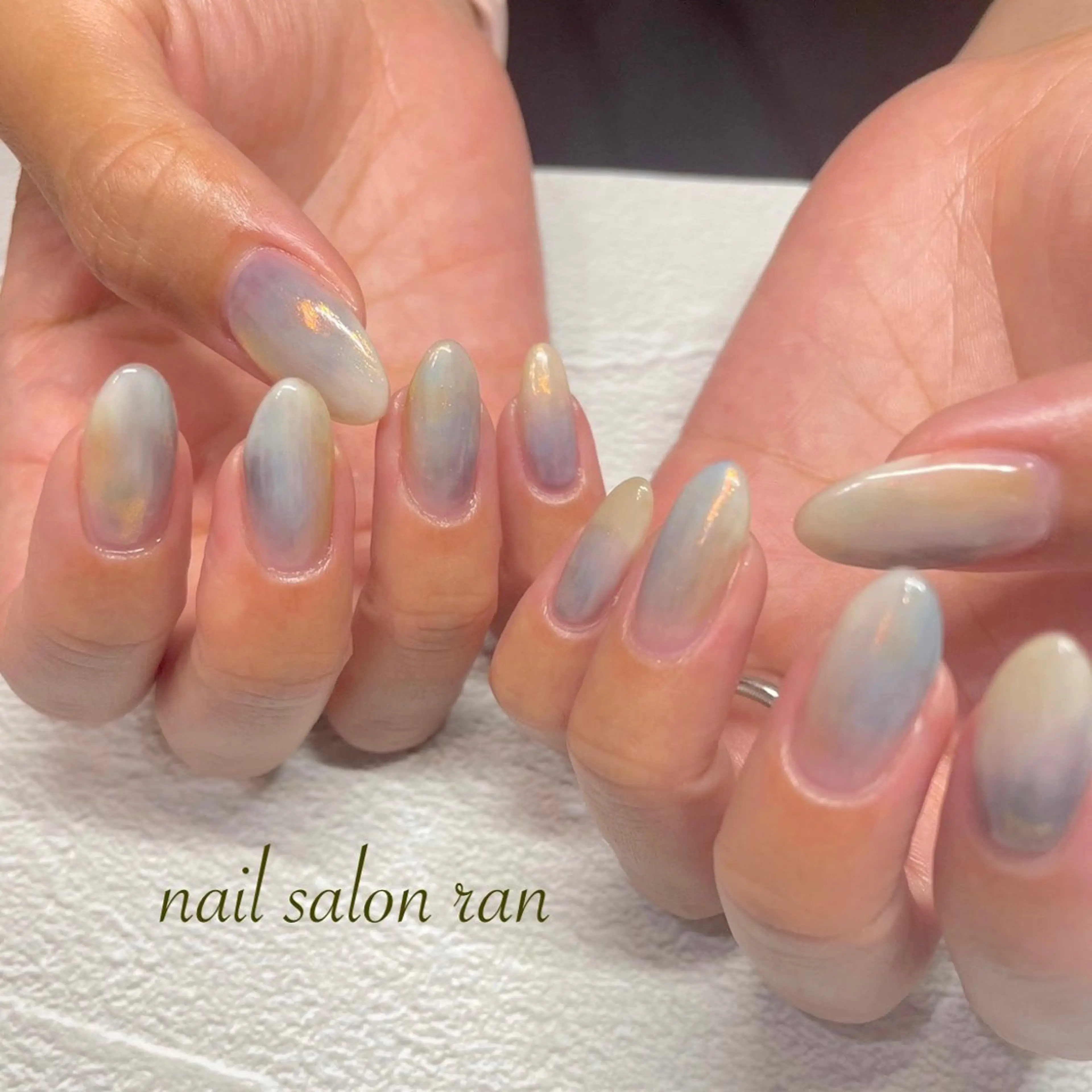 ネイル オーロラネイル キラキラネイル ミラーネイル シンプルネイル ハンドネイル ハンドケア nailsalon ranのネイルデザイン