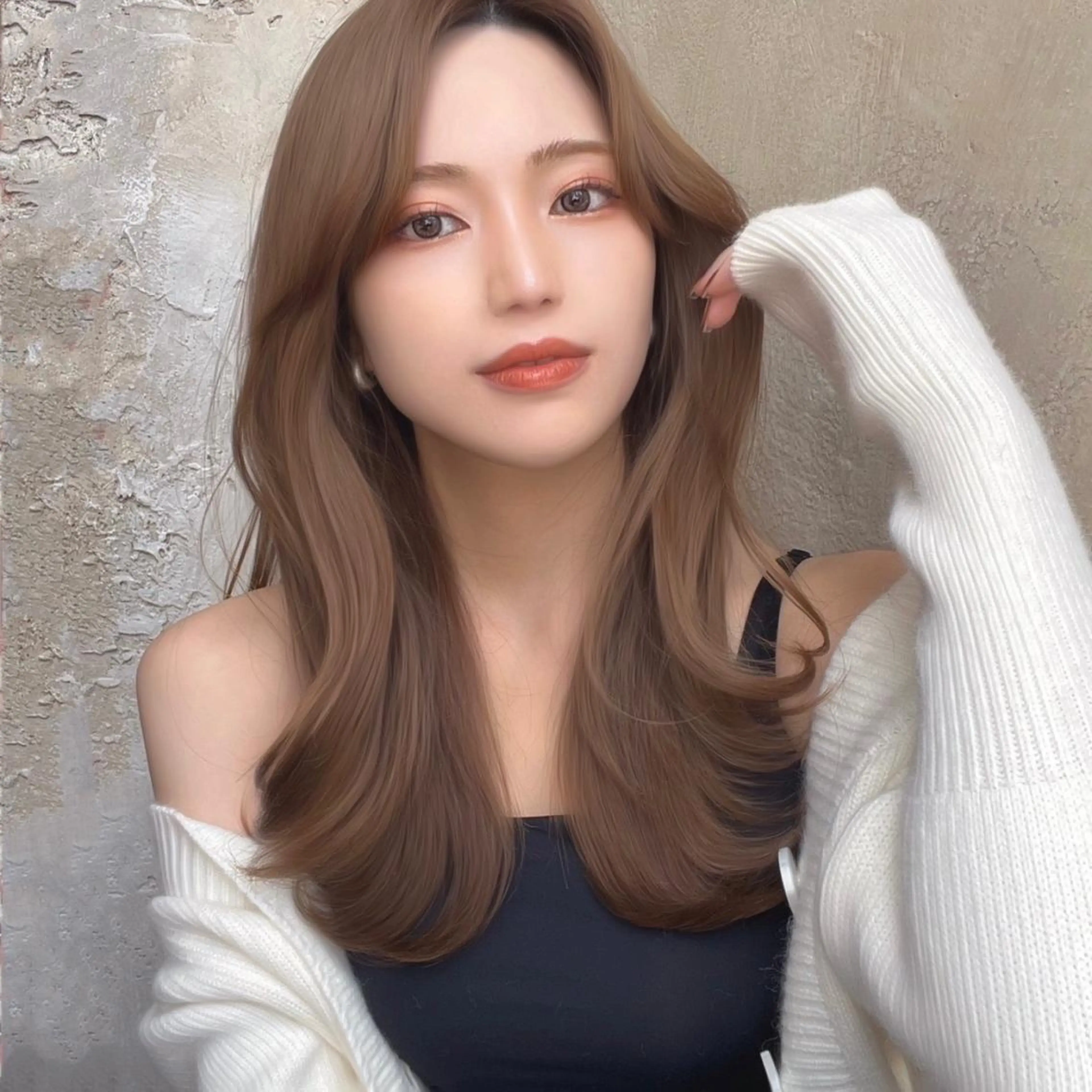 セミロング カラー パーマ ヘアアレンジ イルミナカラー くびれヘア 顔周りカット 髪質改善 韓国風ヘア 日本一の小顔カット/ ボブ/顔周り/韓国のヘアスタイル