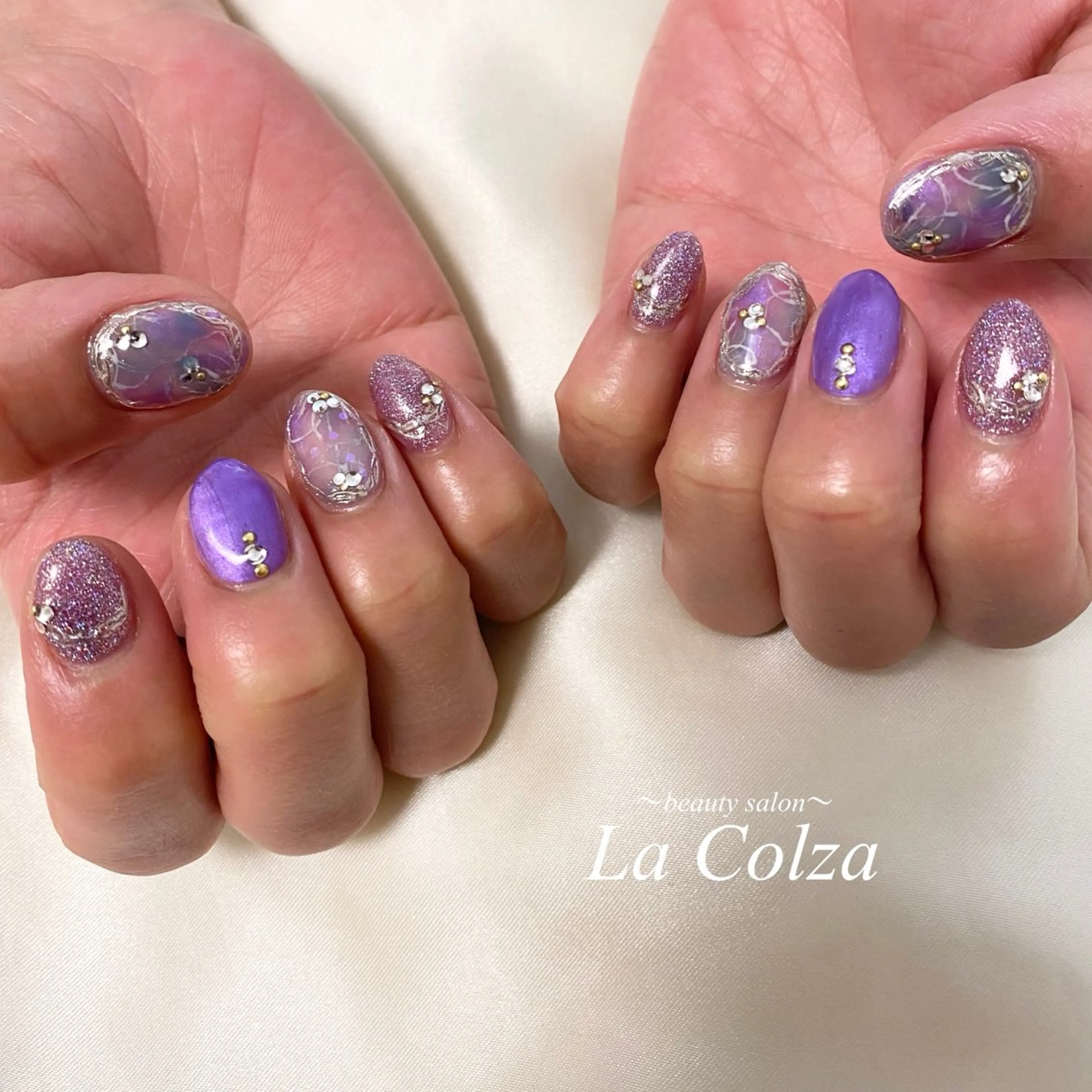 ネイル La Colzaのネイルデザイン