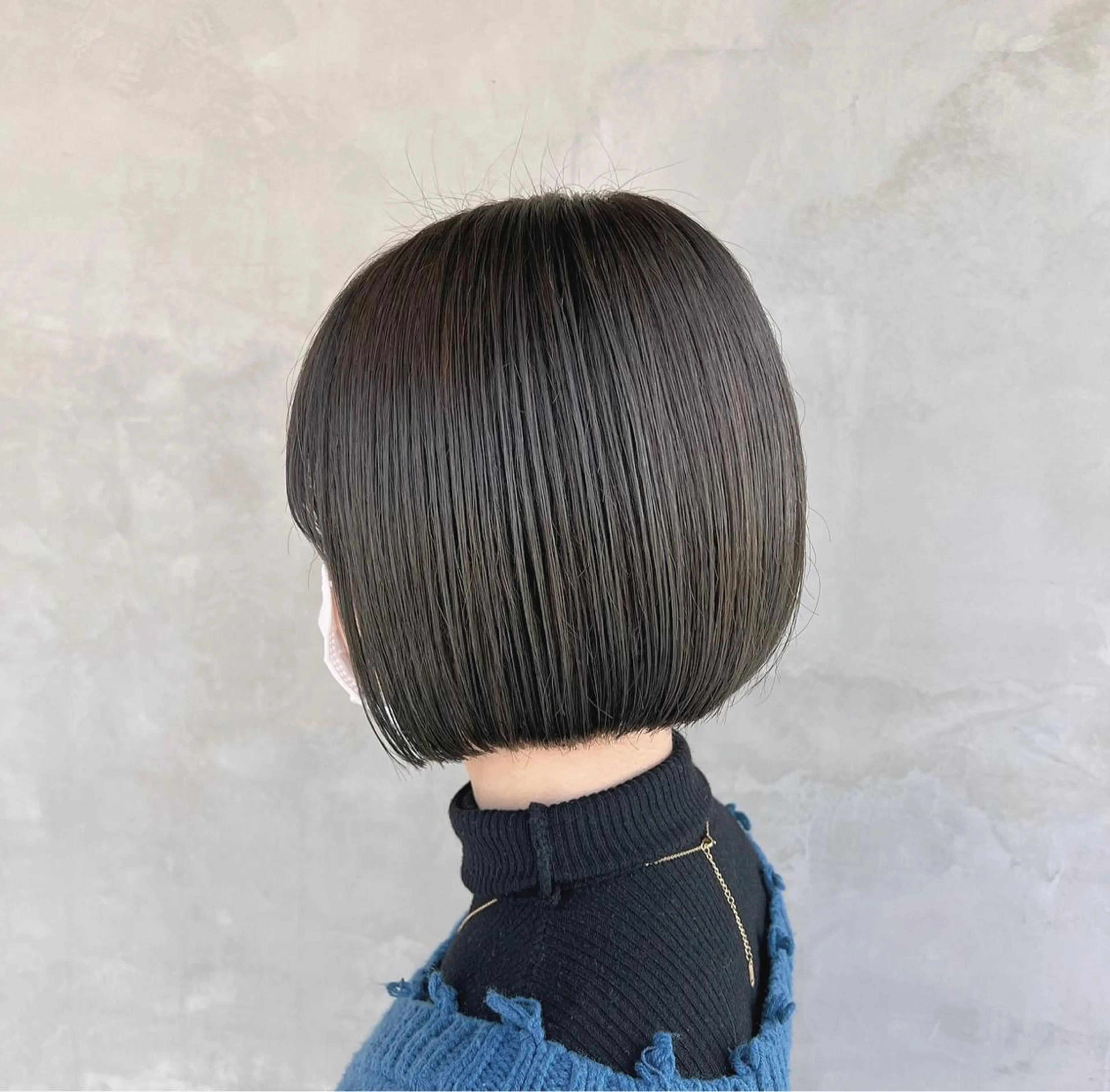 ショート ボブ 切りっぱなしボブ 👩🏼ミニボブのヘアスタイル