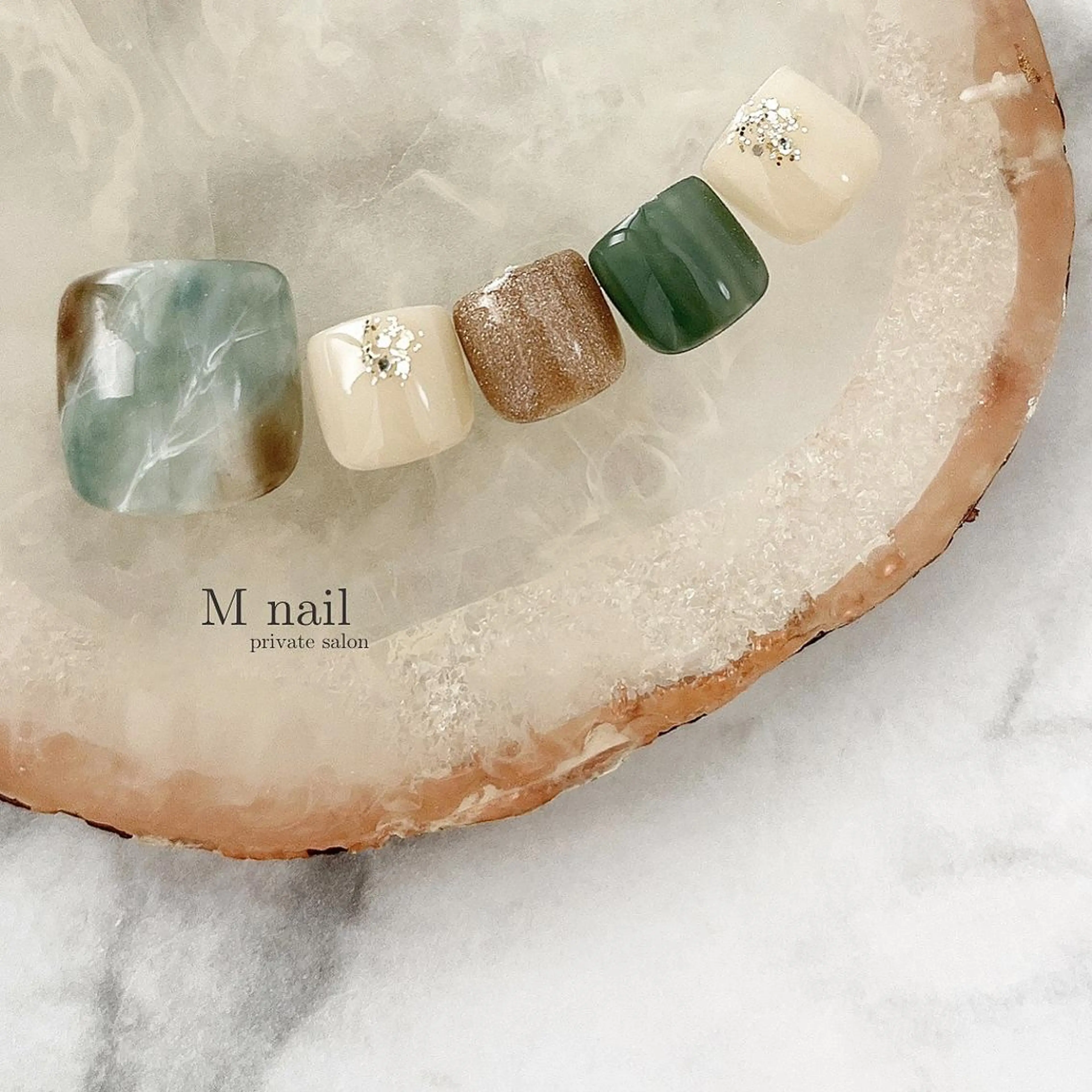 ネイル フットネイル M　nail所属・M nailのネイルデザイン