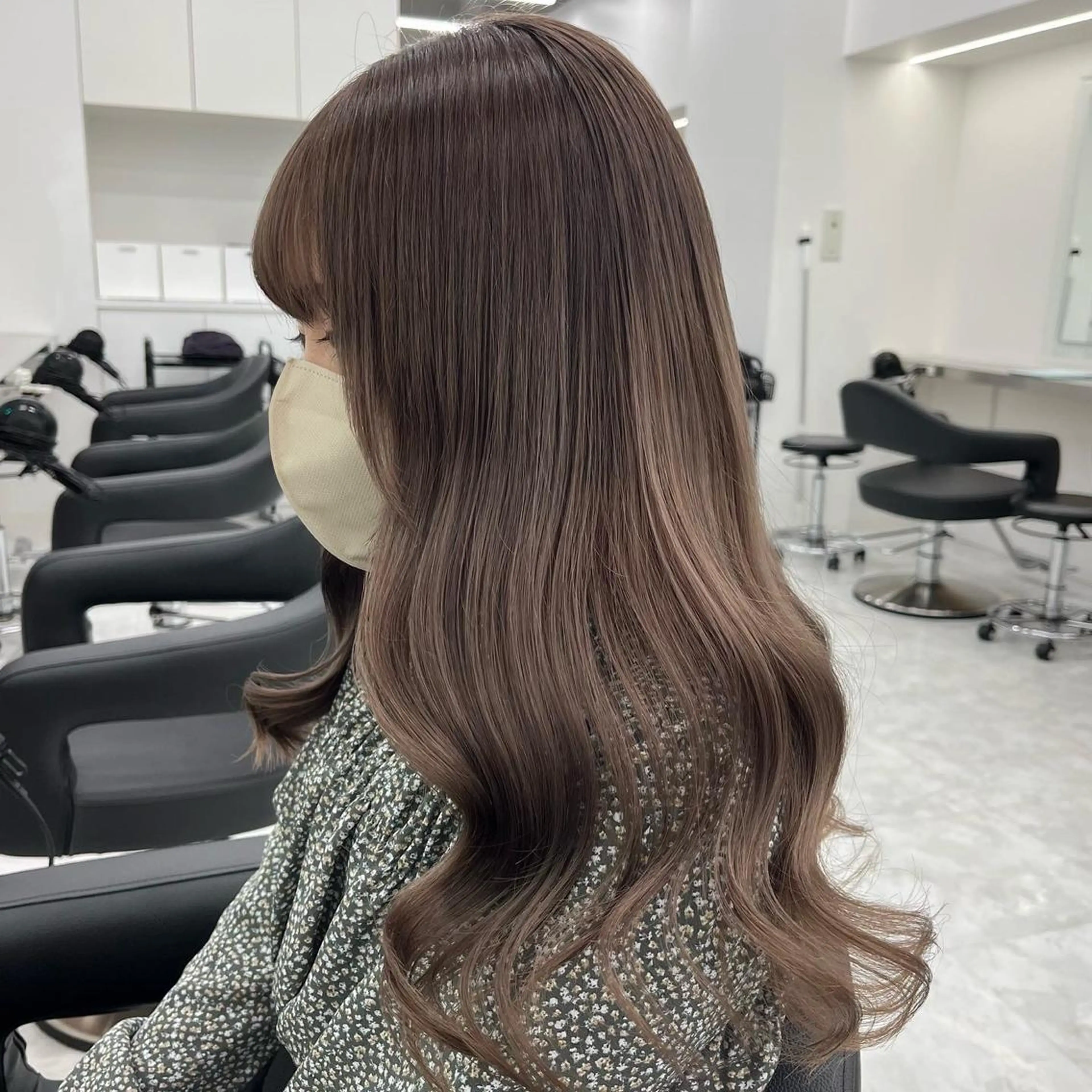 ロング ヘアカラー トリートメント ヘッドスパ ヘアセット 💗韓国暖色ヘア NO.1💗🪽のヘアスタイル