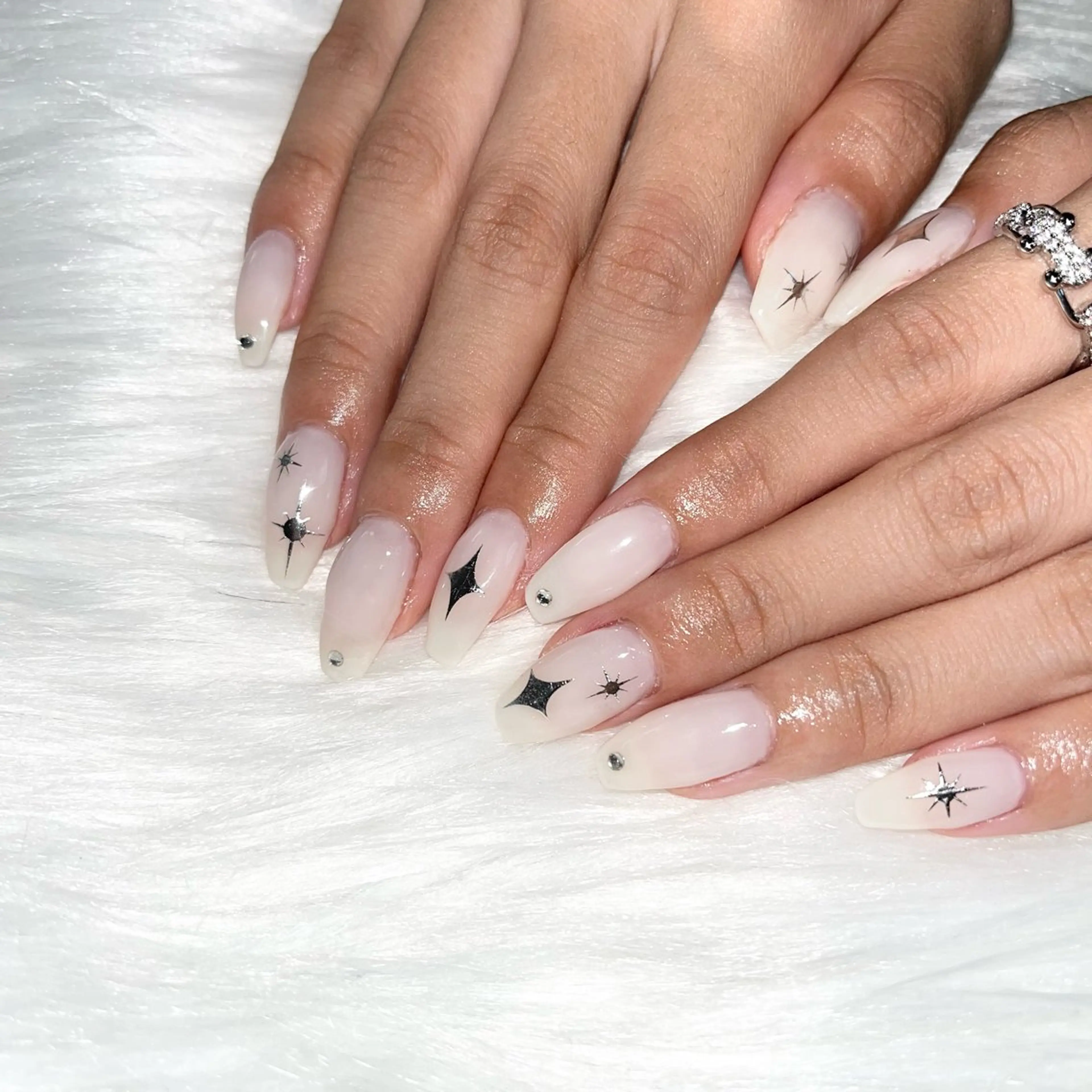 ネイル ハンドネイル nailsalon Apis所属・Apis manakaのネイルデザイン