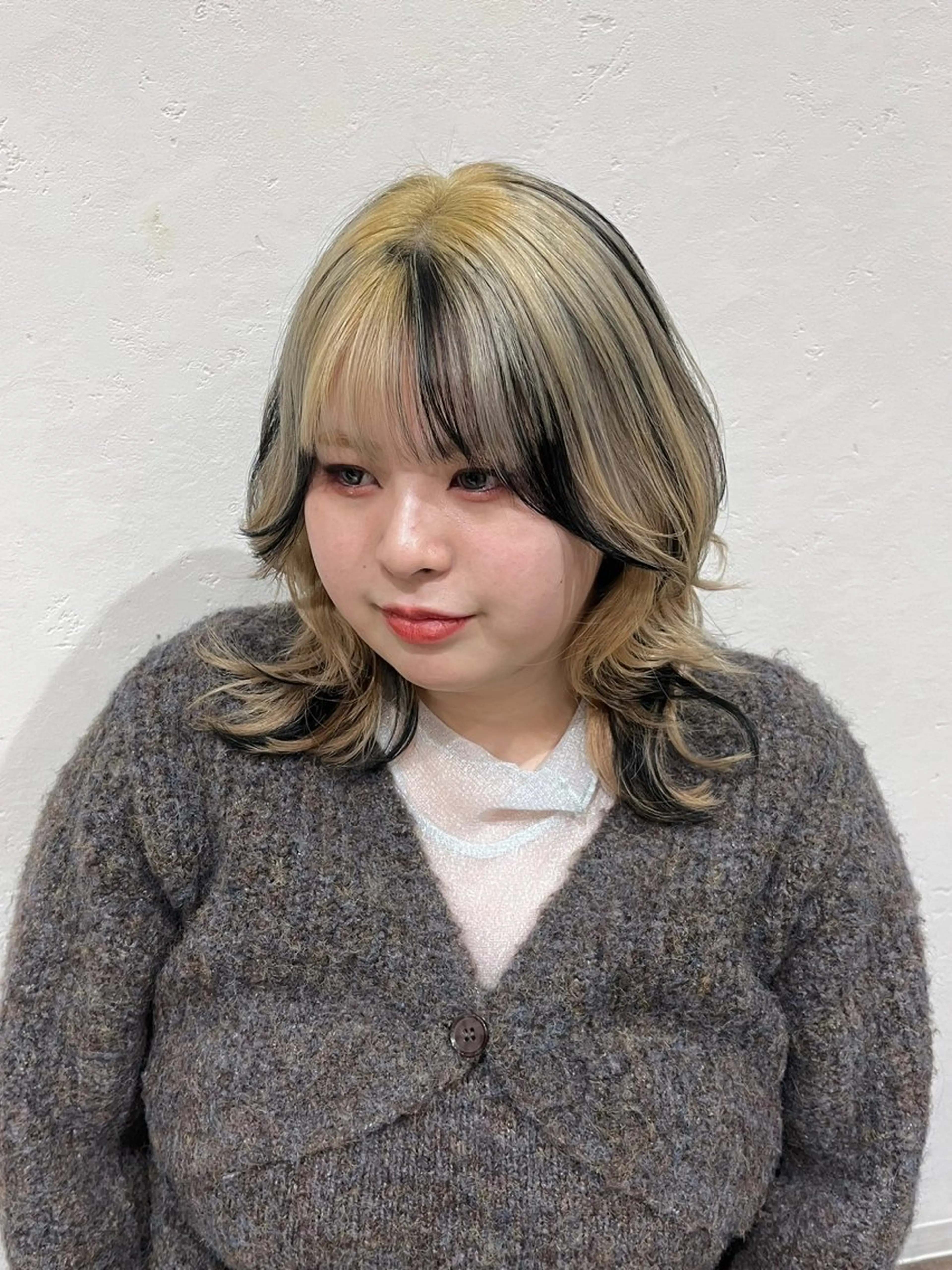 ミディアム 北島 遥香🫧インナ ー /ベージュカラーのヘアスタイル