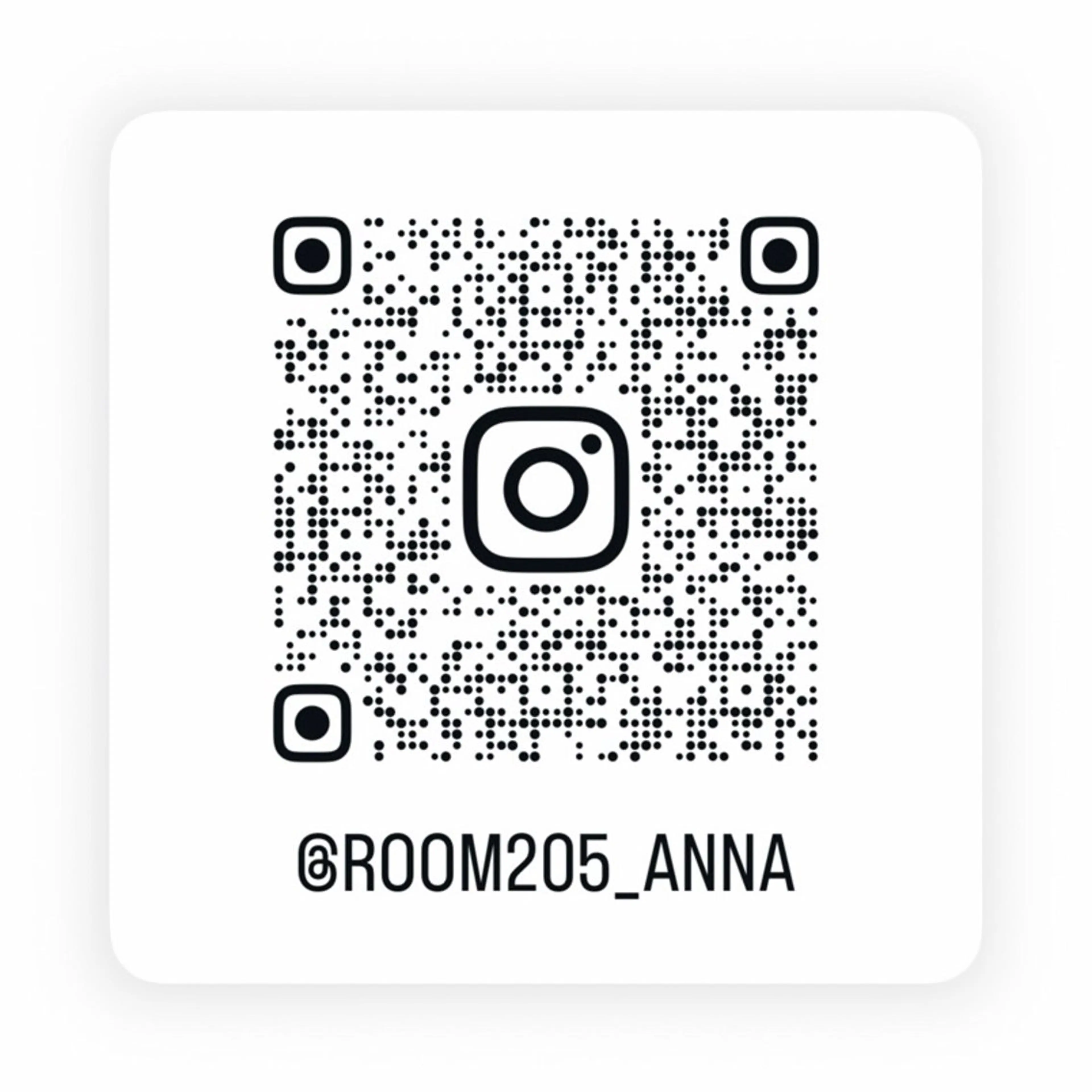 手塚晏菜 テヅカアンナのマツエク・マツパデザイン