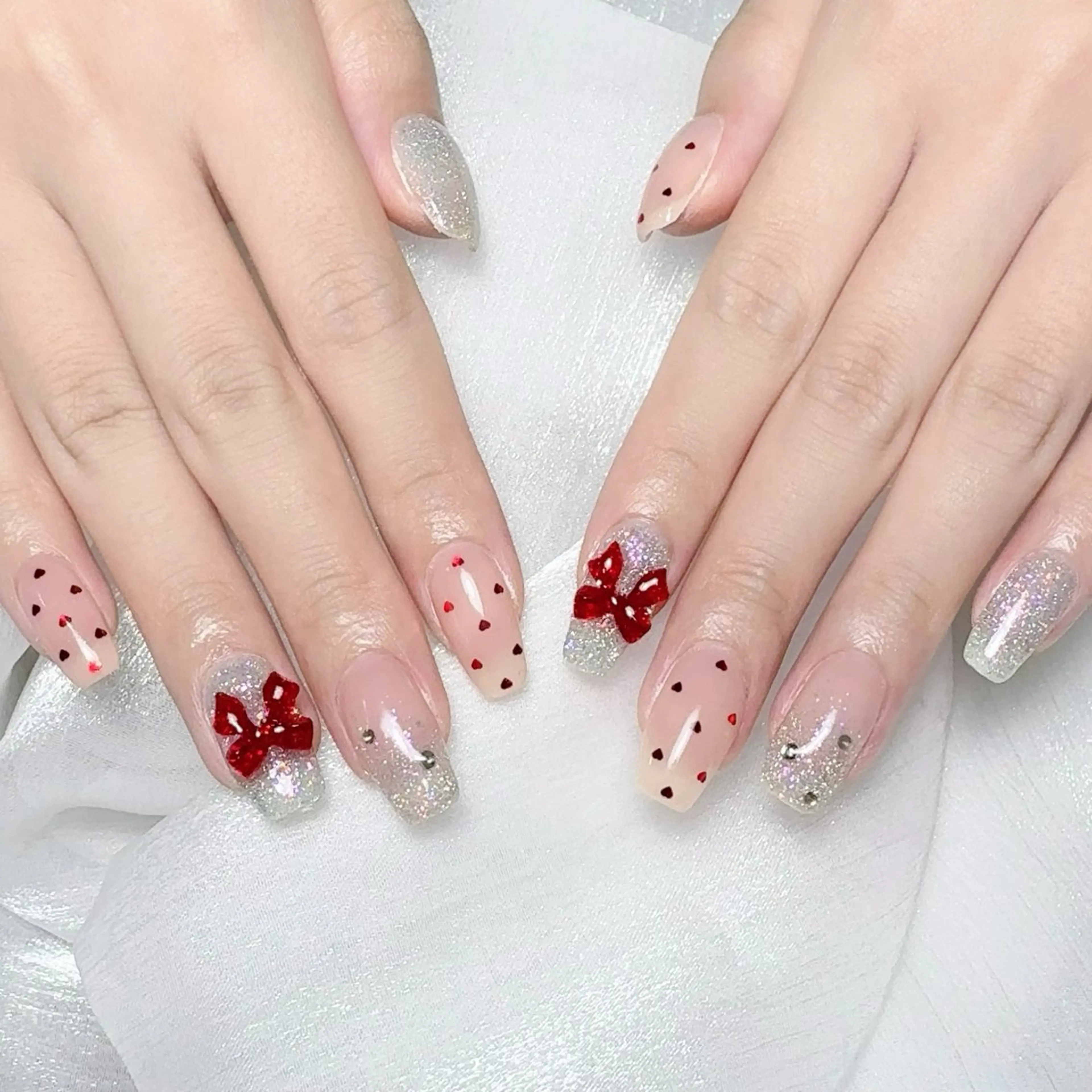 メンズ ネイル メンズ韓国風 アートネイル オーロラネイル ガーリー キラキラネイル ハンドネイル Nail salon 木にいるのネイルデザイン