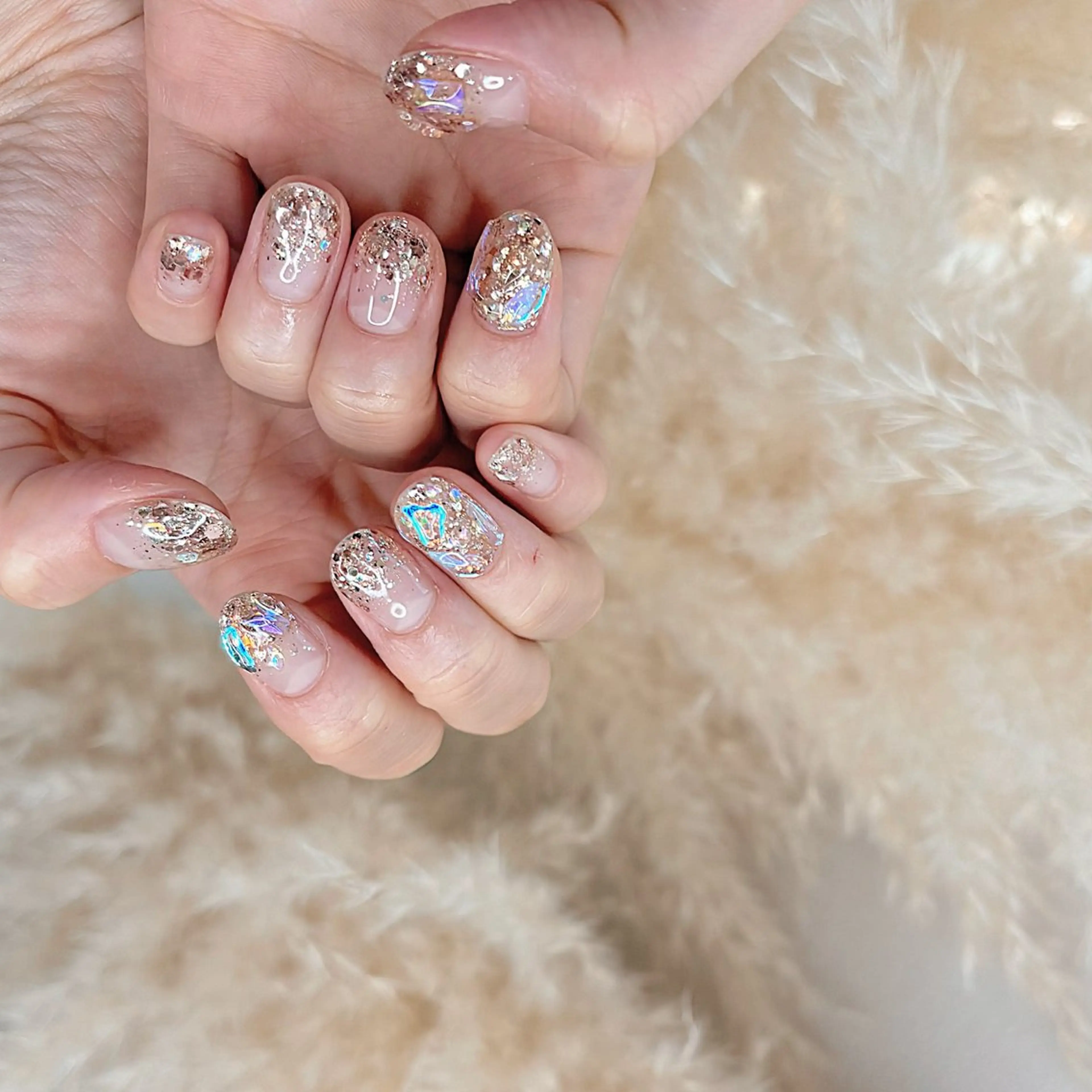 ネイル オーロラネイル ピンク 山田 真里のネイルデザイン