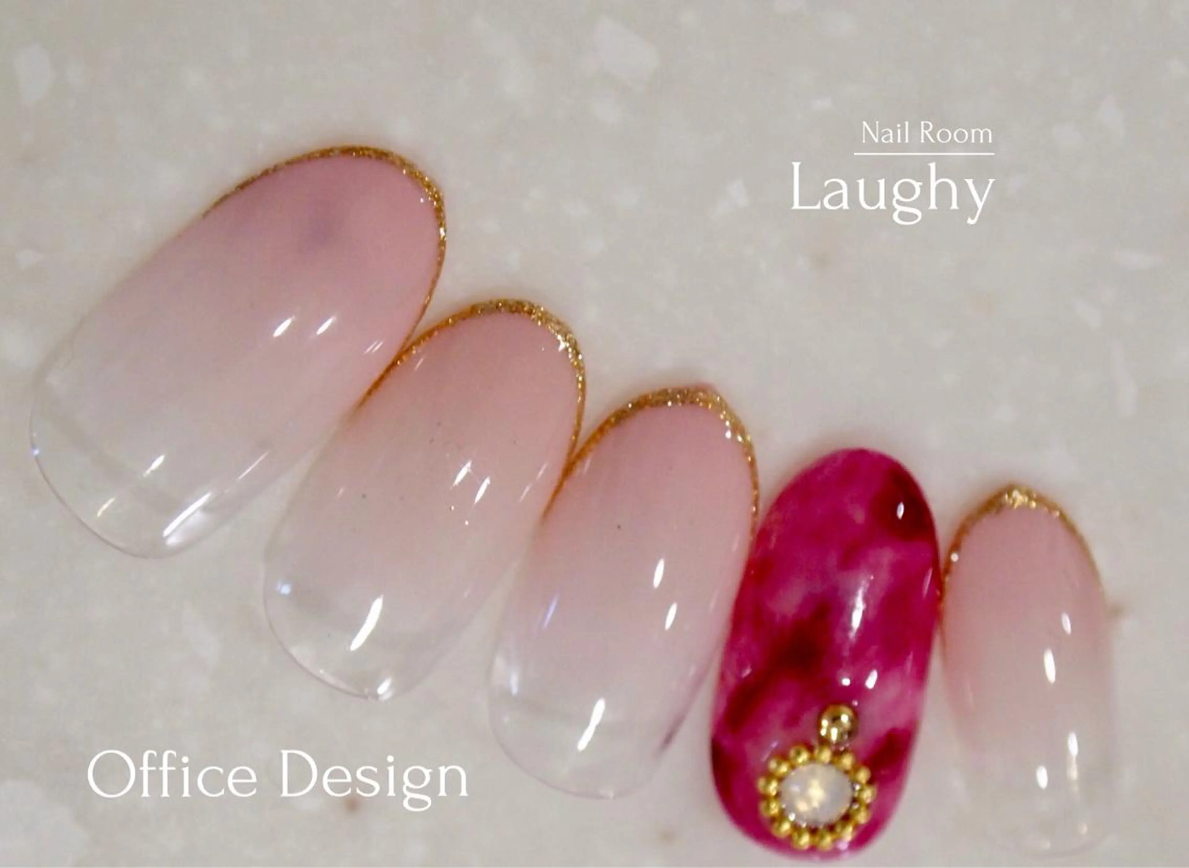 ネイル Nail Room Laughyのネイルデザイン