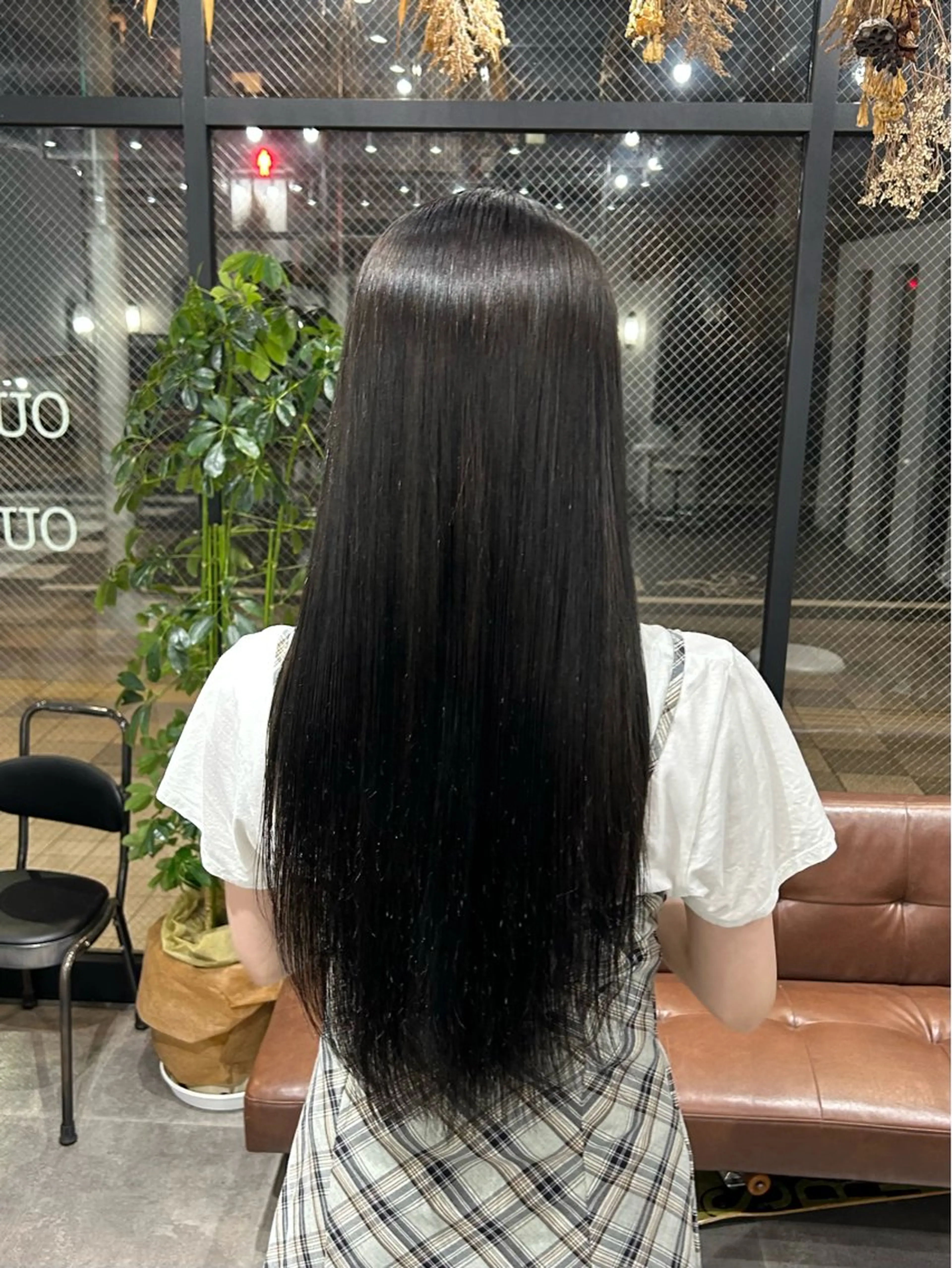 ロング カラー ヘアリゾートAi Tsubasa🐳のヘアスタイル