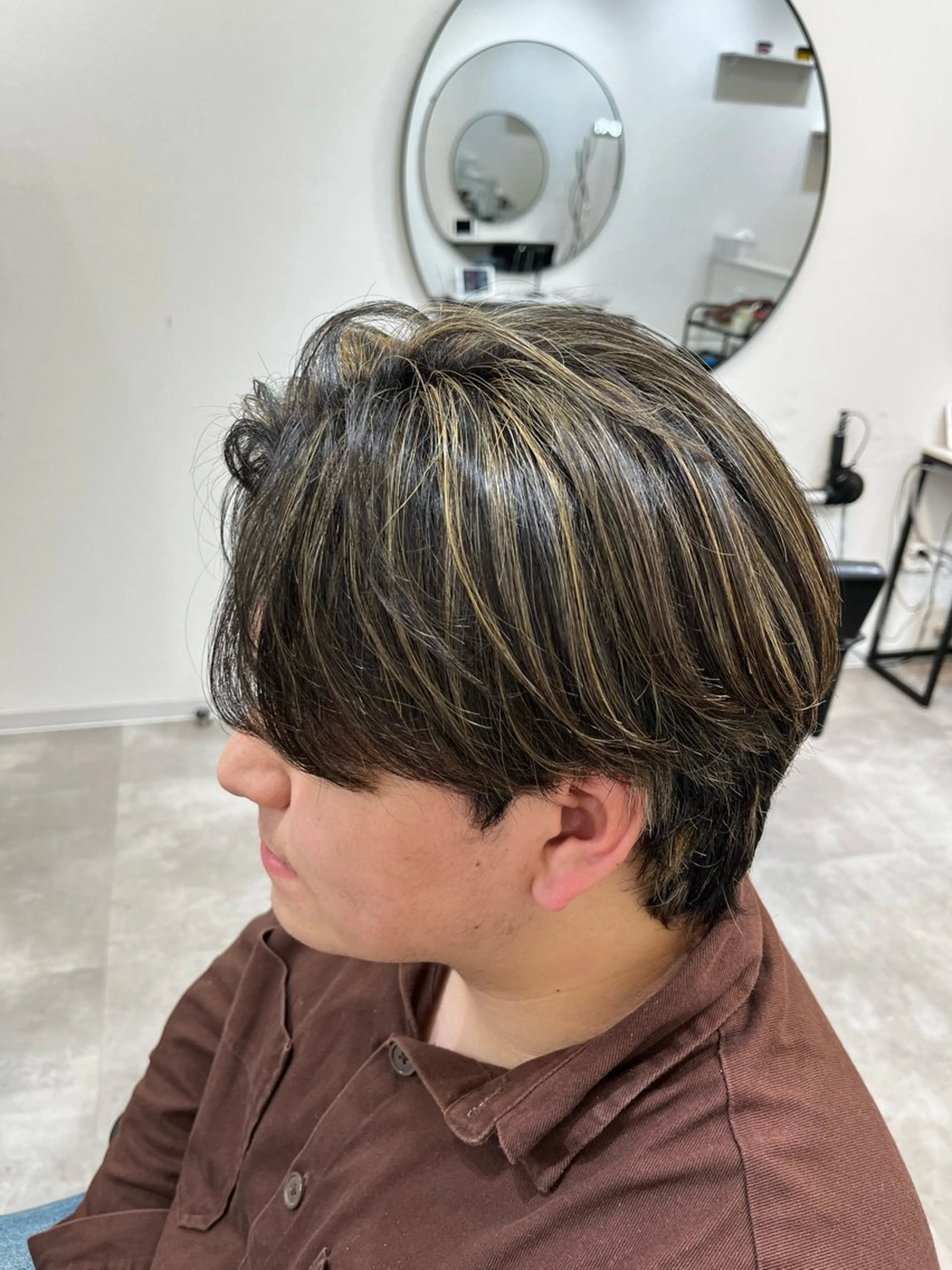 ショート カラー メンズ ヘアカラー ハイライトパーマ👑 パーマ特化🌀舜貴のヘアスタイル