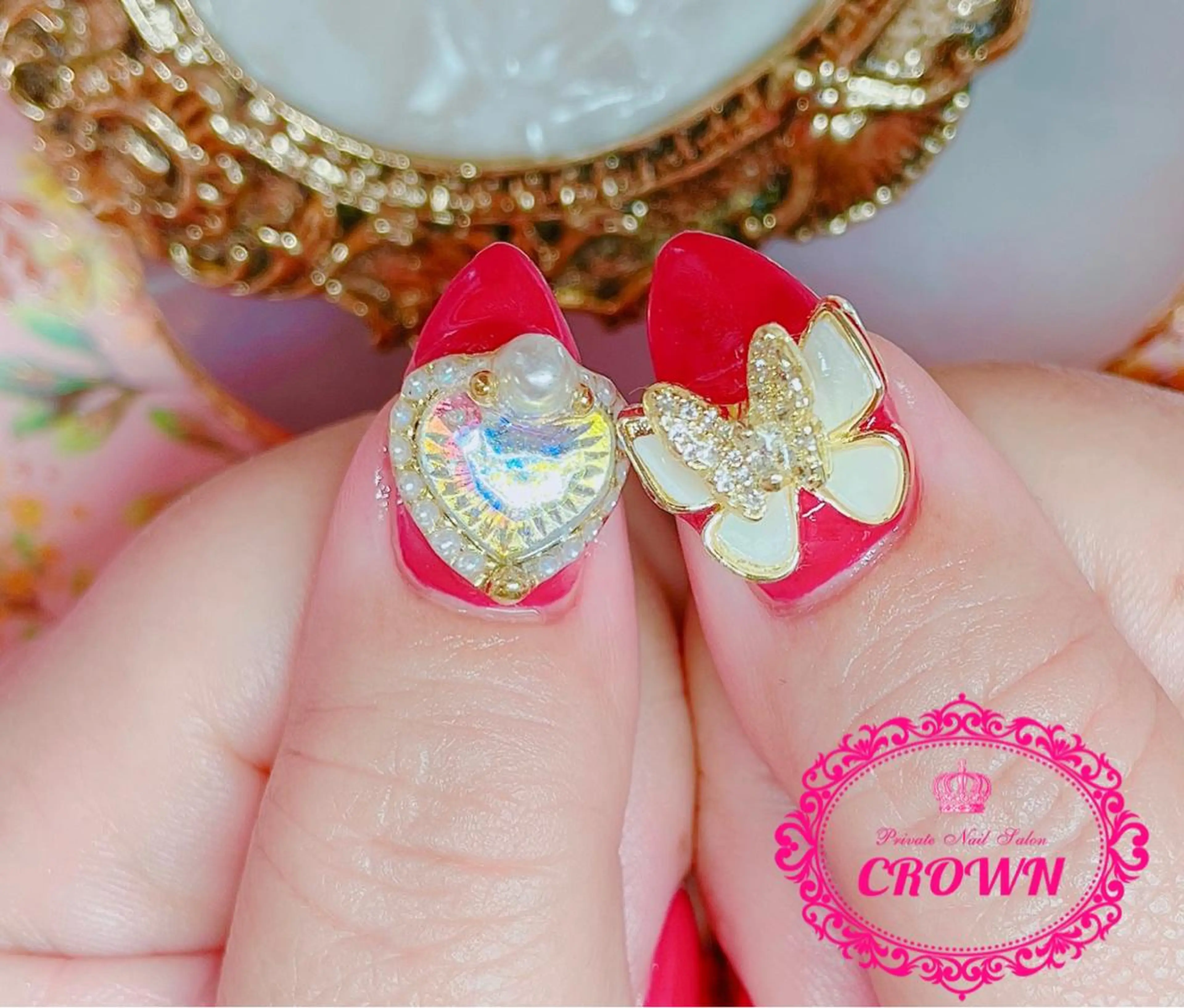 ネイル CROWN プライベートサロンのネイルデザイン