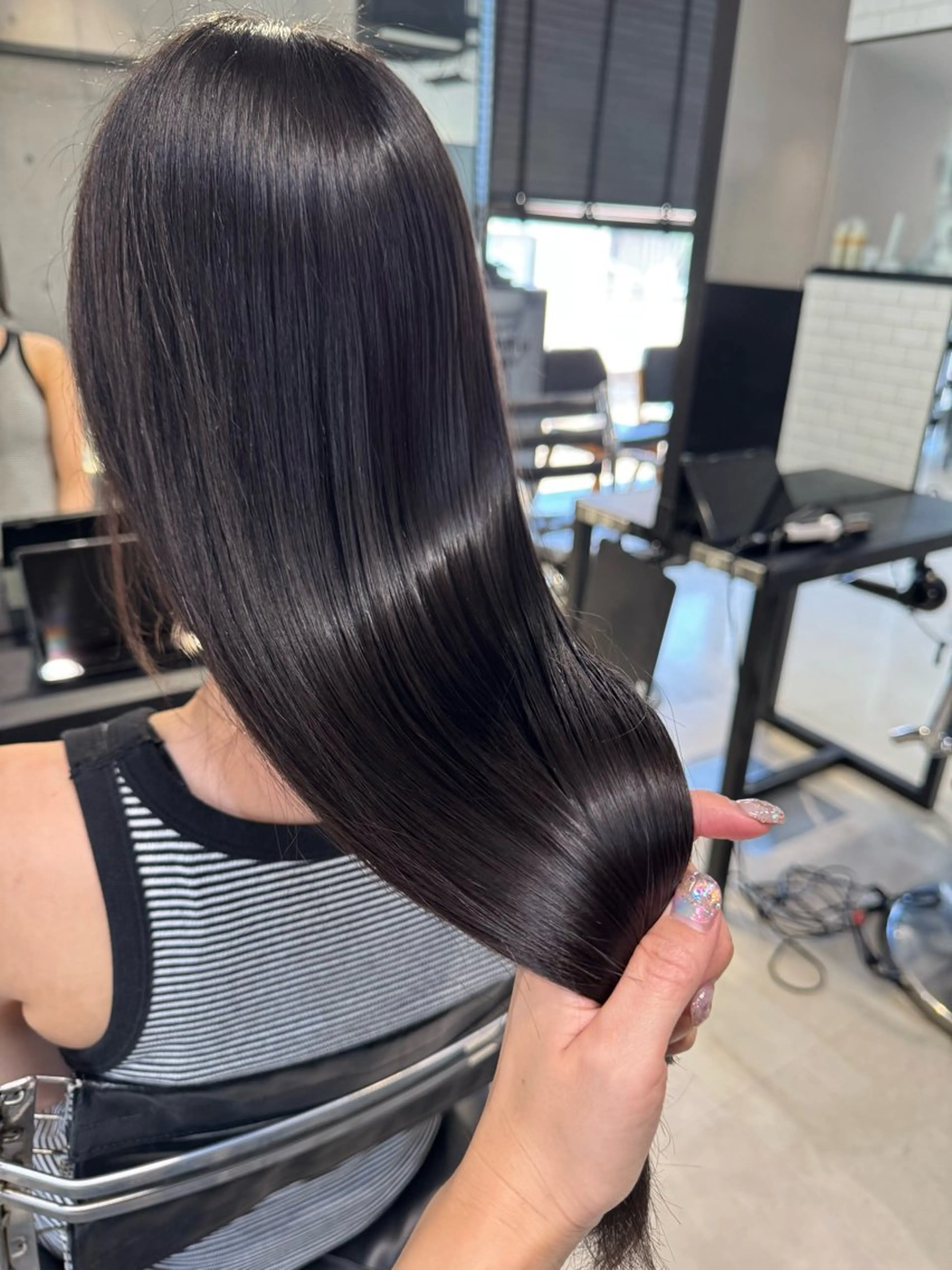 ロング カラー パーマ ヘアアレンジ カット ヘアカラー トリートメント ヘアセット 透明感/オリーブ/ グレージュ/YUKAのヘアスタイル