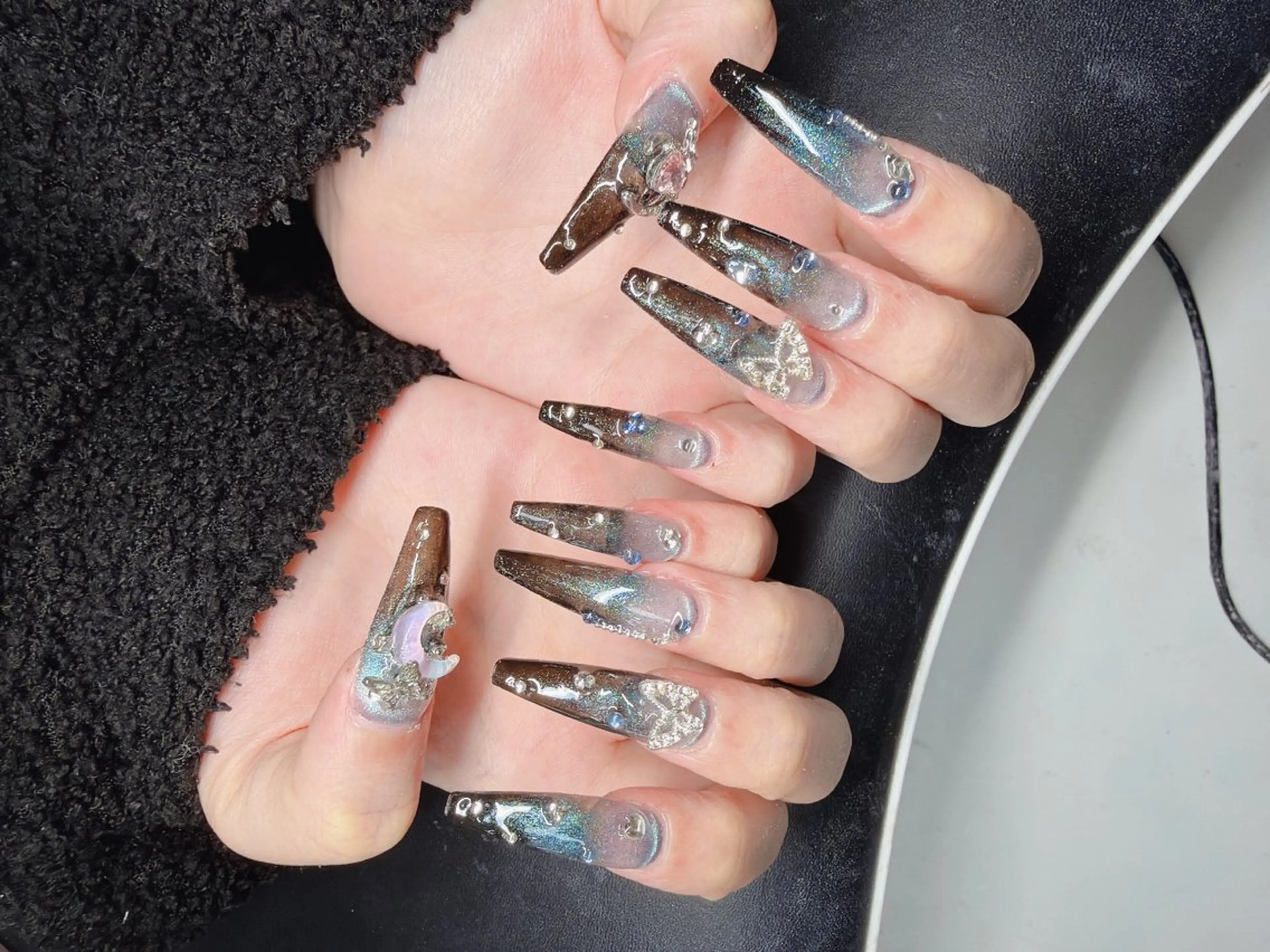 ネイル ハンドネイル Lee Nailsのネイルデザイン