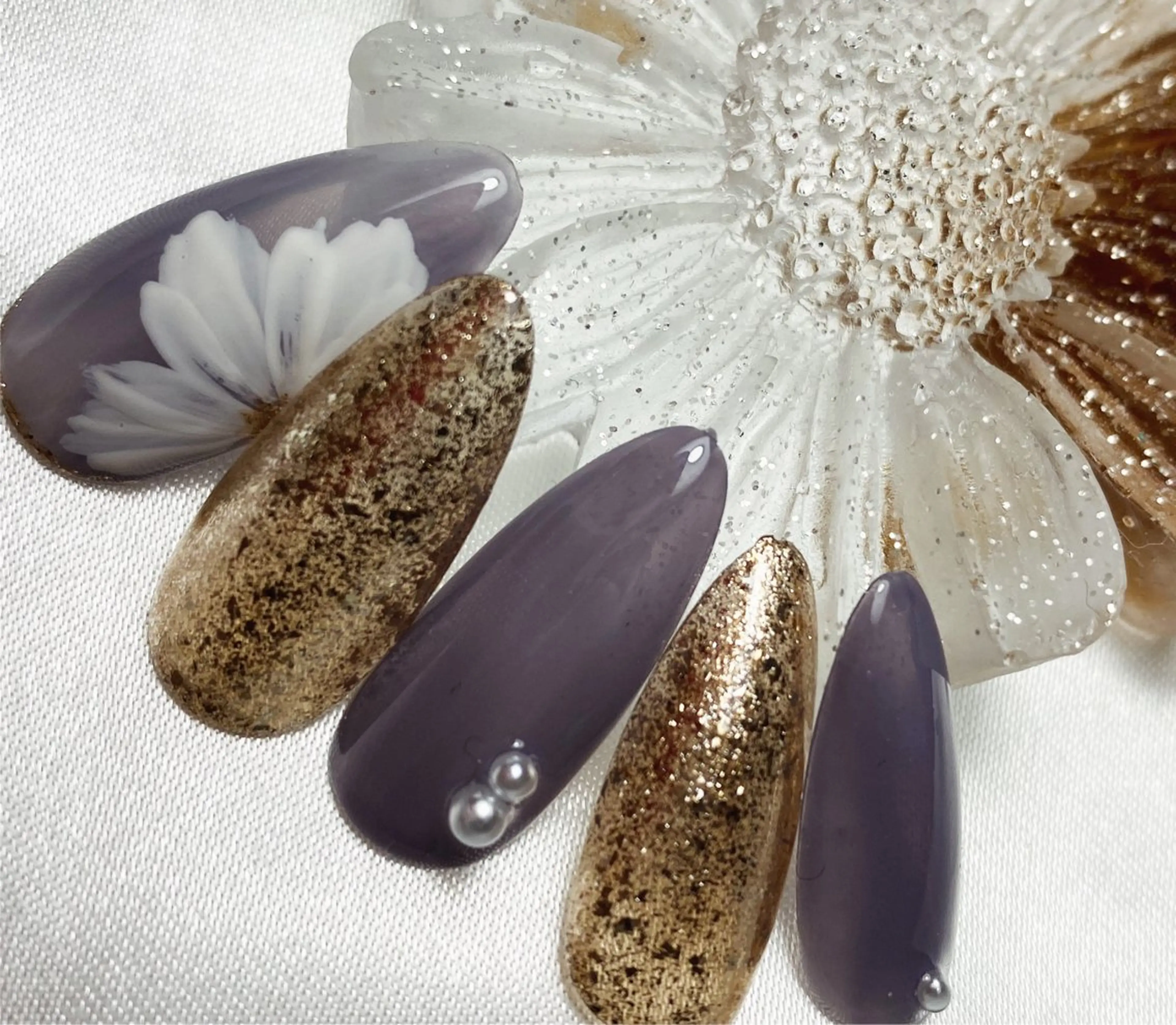 ネイル アートネイル ブラウン フットネイル ニュアンスネイル ワンカラーネイル フットネイル Bavardage Nailのネイルデザイン