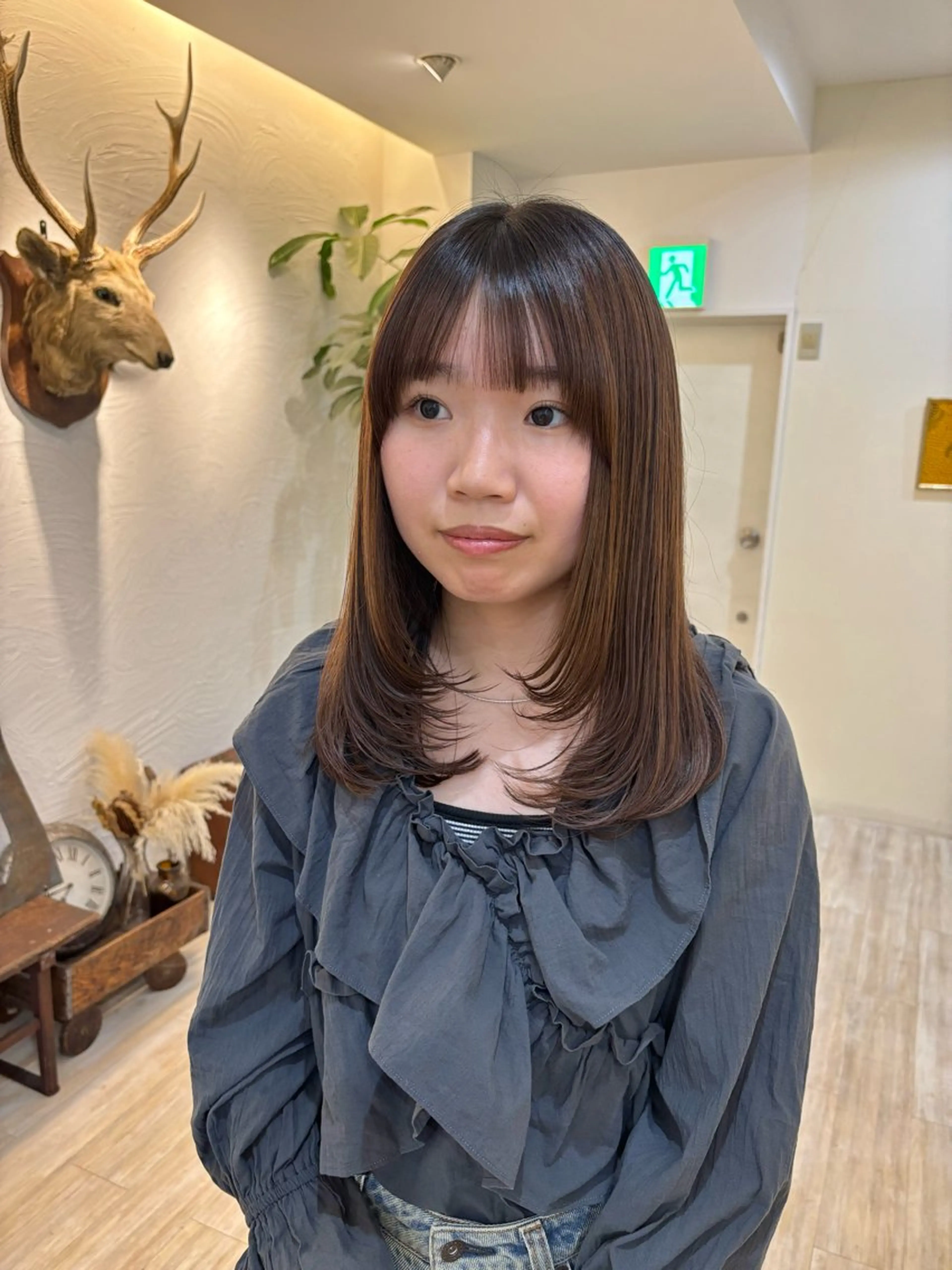 セミロング 顔周りカット くさかみさき🌼暖色 /耳つぼ/オタク🌼のヘアスタイル