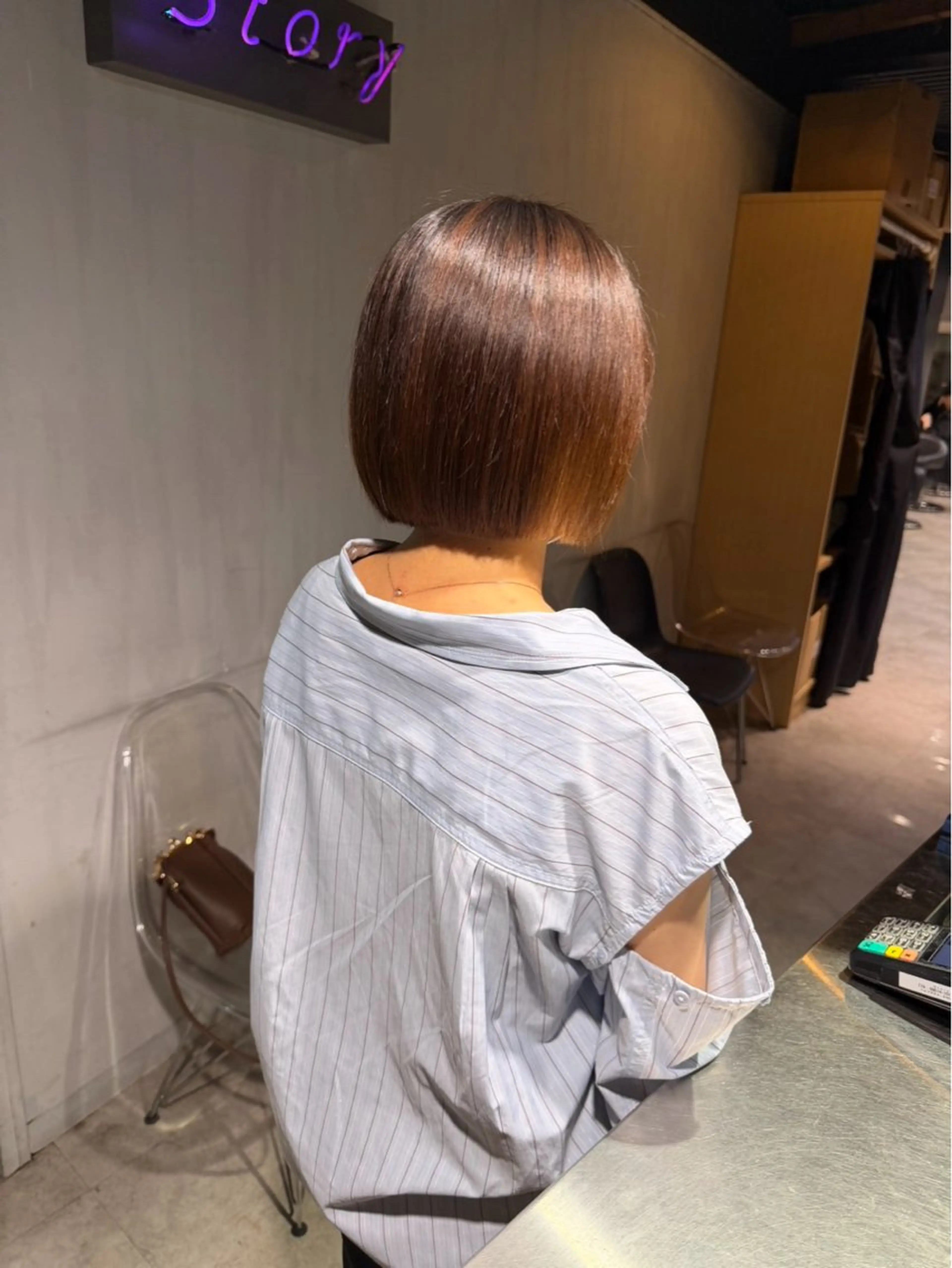 セミロング ✨ツヤ髪ハイトーン✨ しげきのヘアスタイル