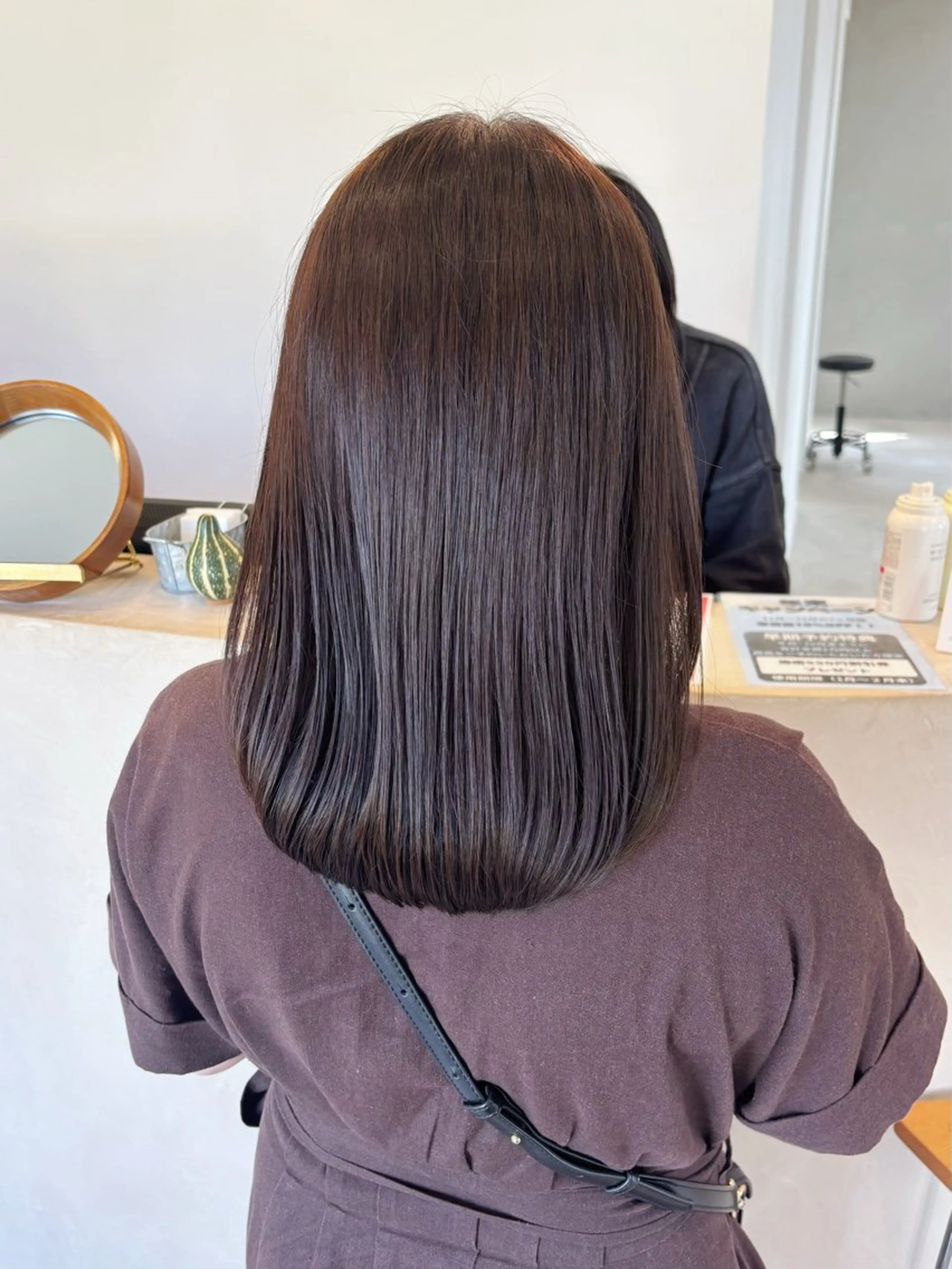 ミディアム カット ヘアカラー トリートメント 真弓 理沙/艶カラーのヘアスタイル