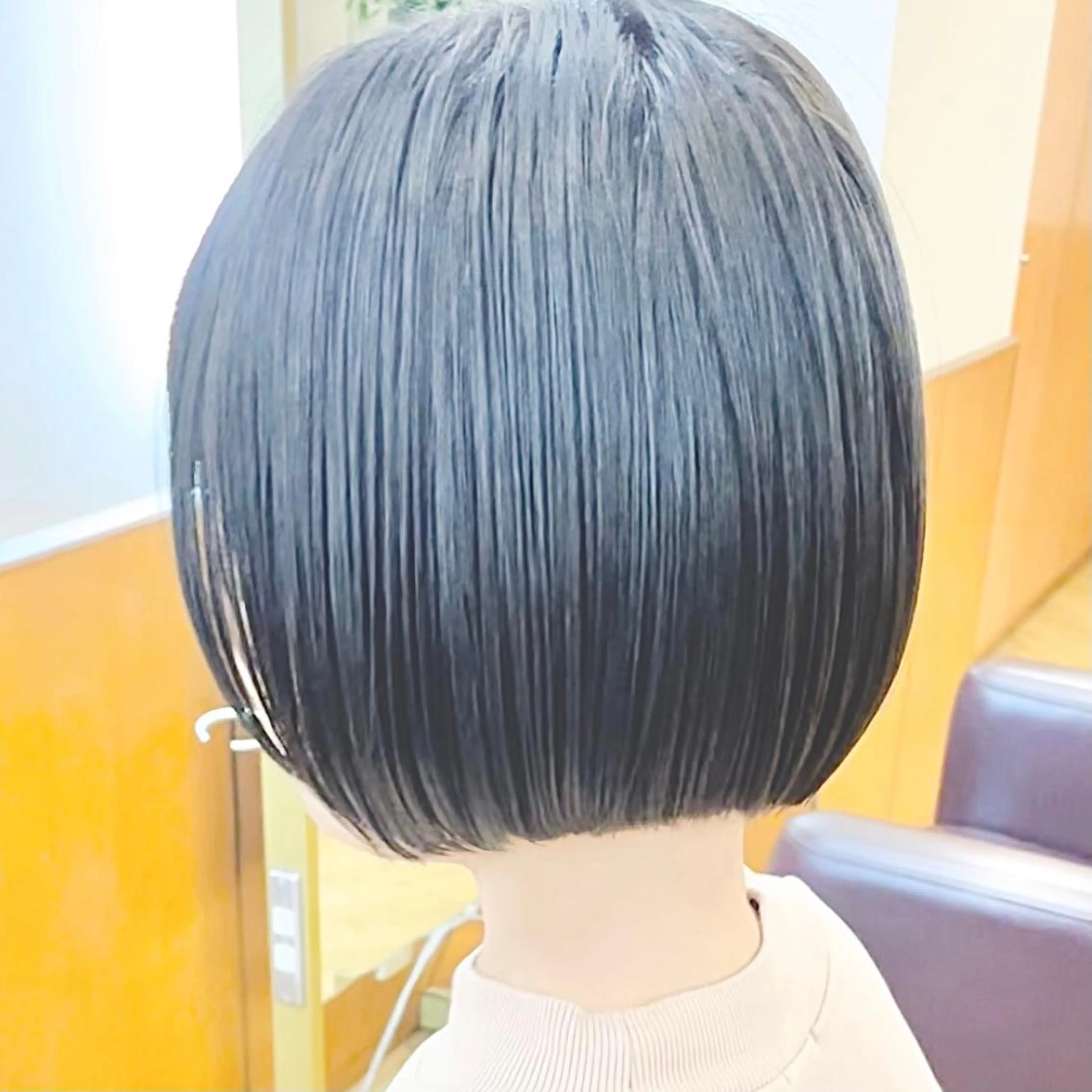 ショート カラー メンズ 切りっぱなしボブ メンズインナーカラー アッシュ ダークアッシュ インナーカラー カット ヘアカラー トリートメント さわ きょうすけ/ ボブ髪質改善ショートのヘアスタイル